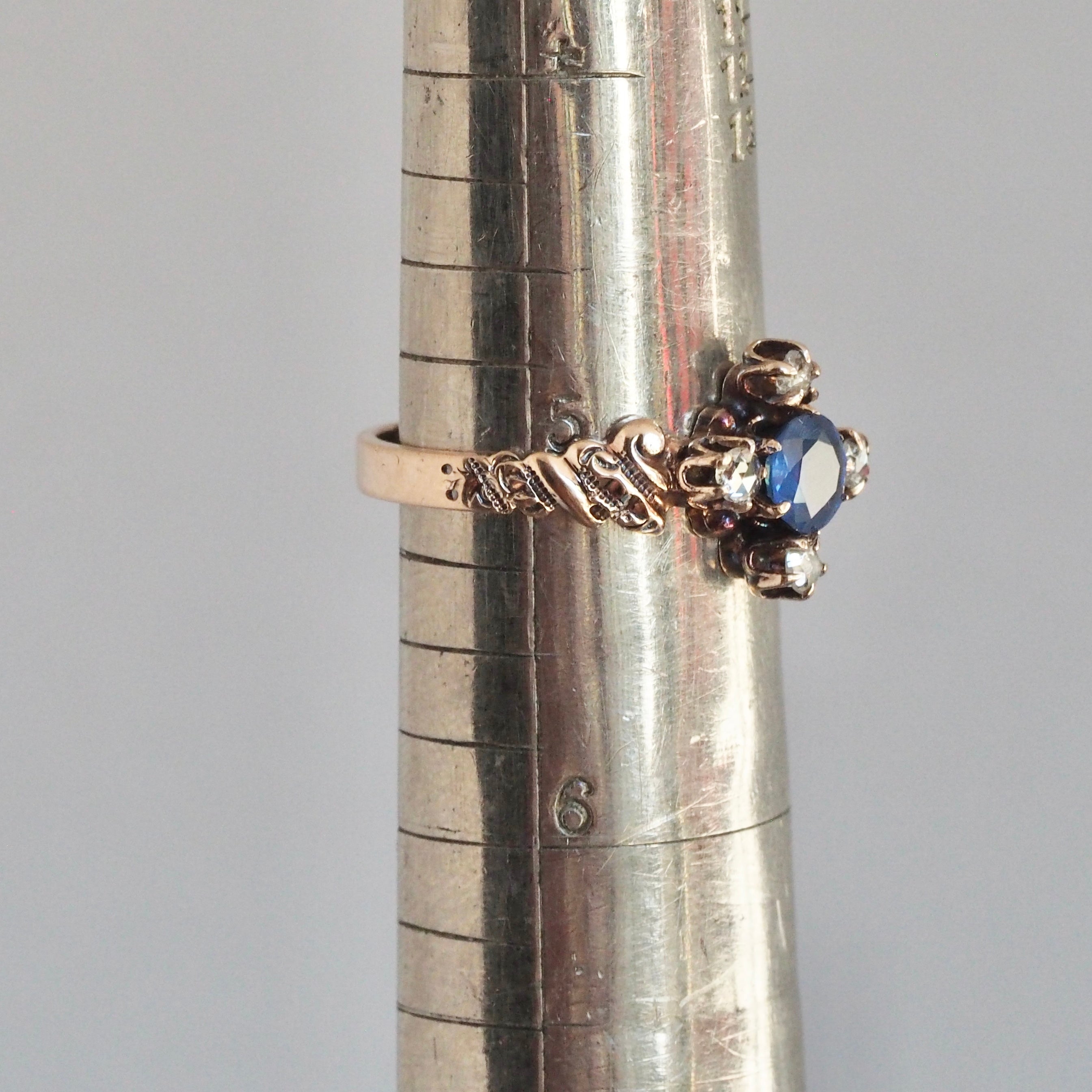 Antique Victorian 10k Gold Sapphire and Rose Cut Diamond Accents Ring
