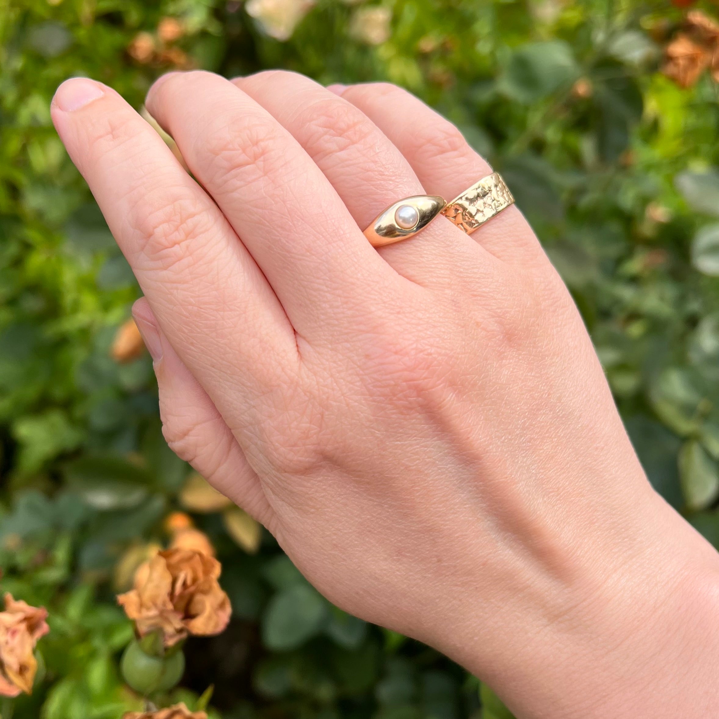 Vintage Flush Set Pearl 14k Gold Ring