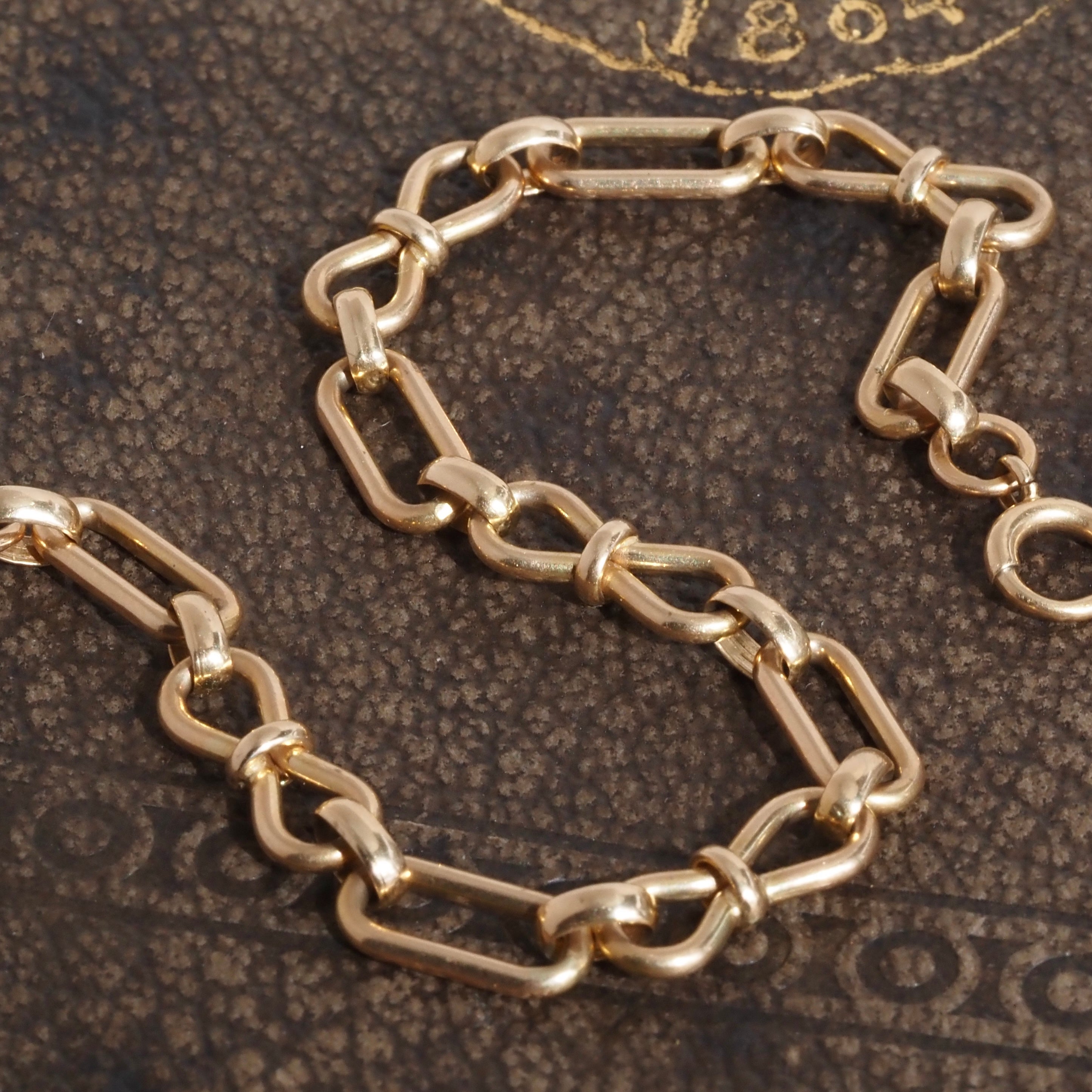 Vintage 14k Gold Bow and Trombone Link Bracelet