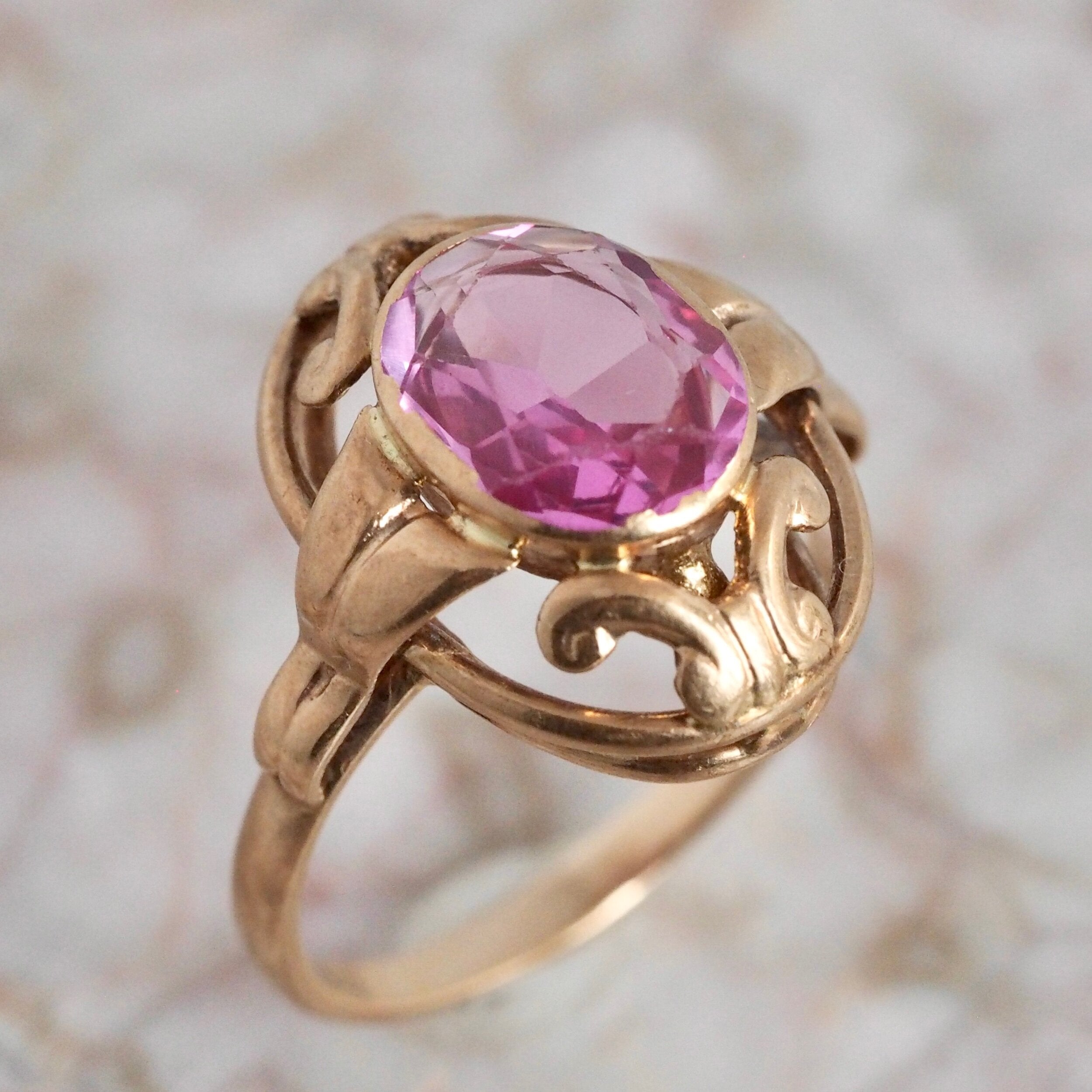 Antique 14k Gold Pink Sapphire Ring