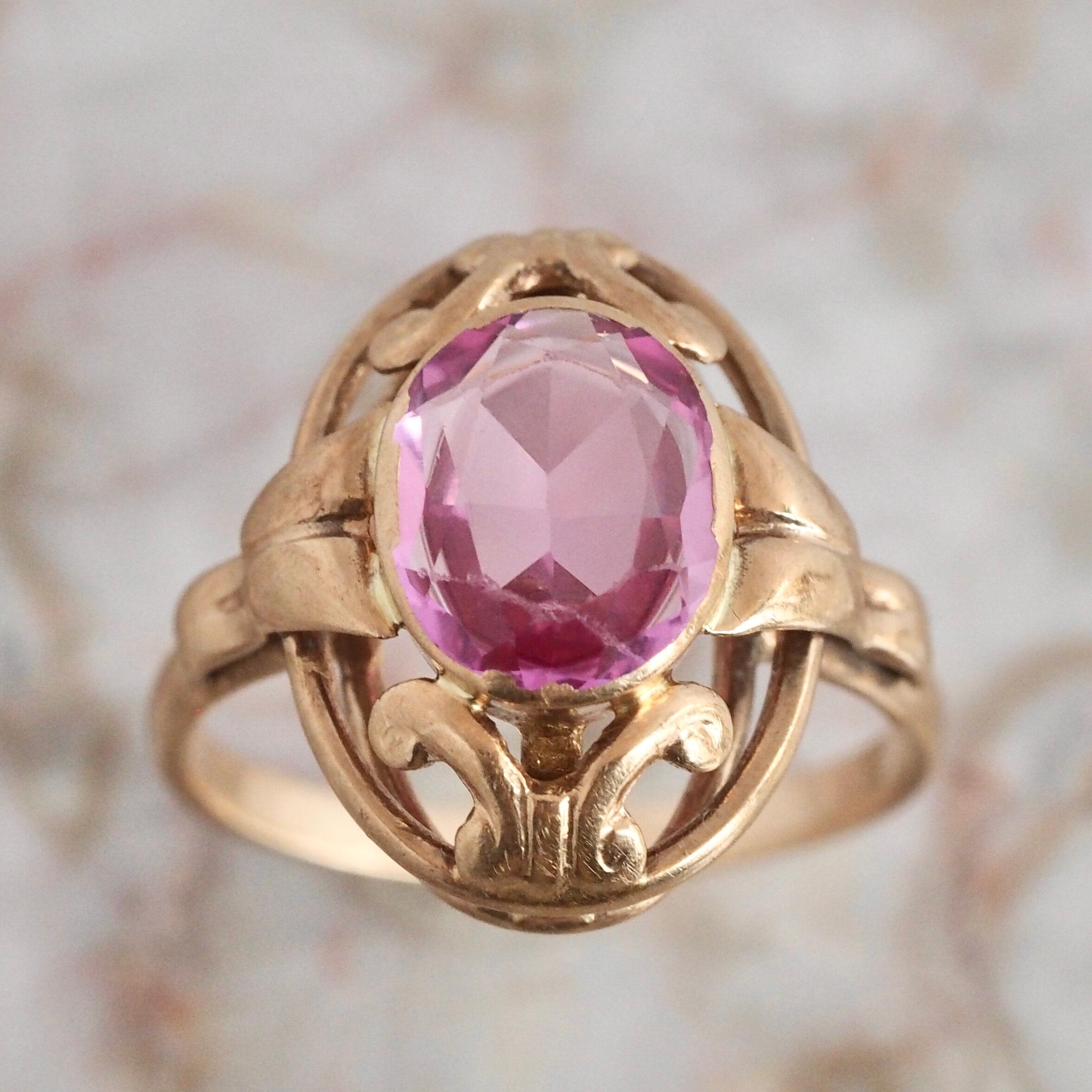 Antique 14k Gold Pink Sapphire Ring