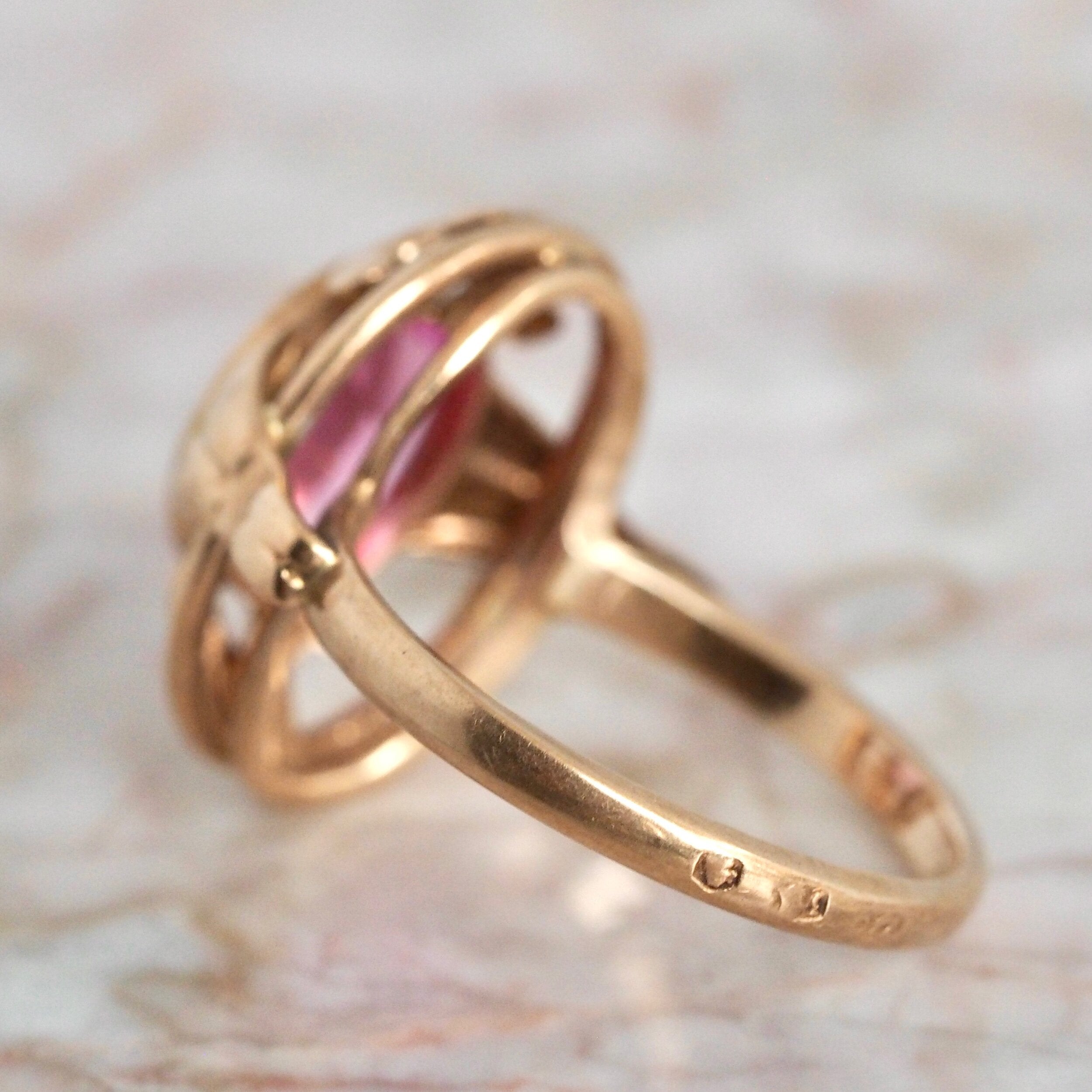 Antique 14k Gold Pink Sapphire Ring