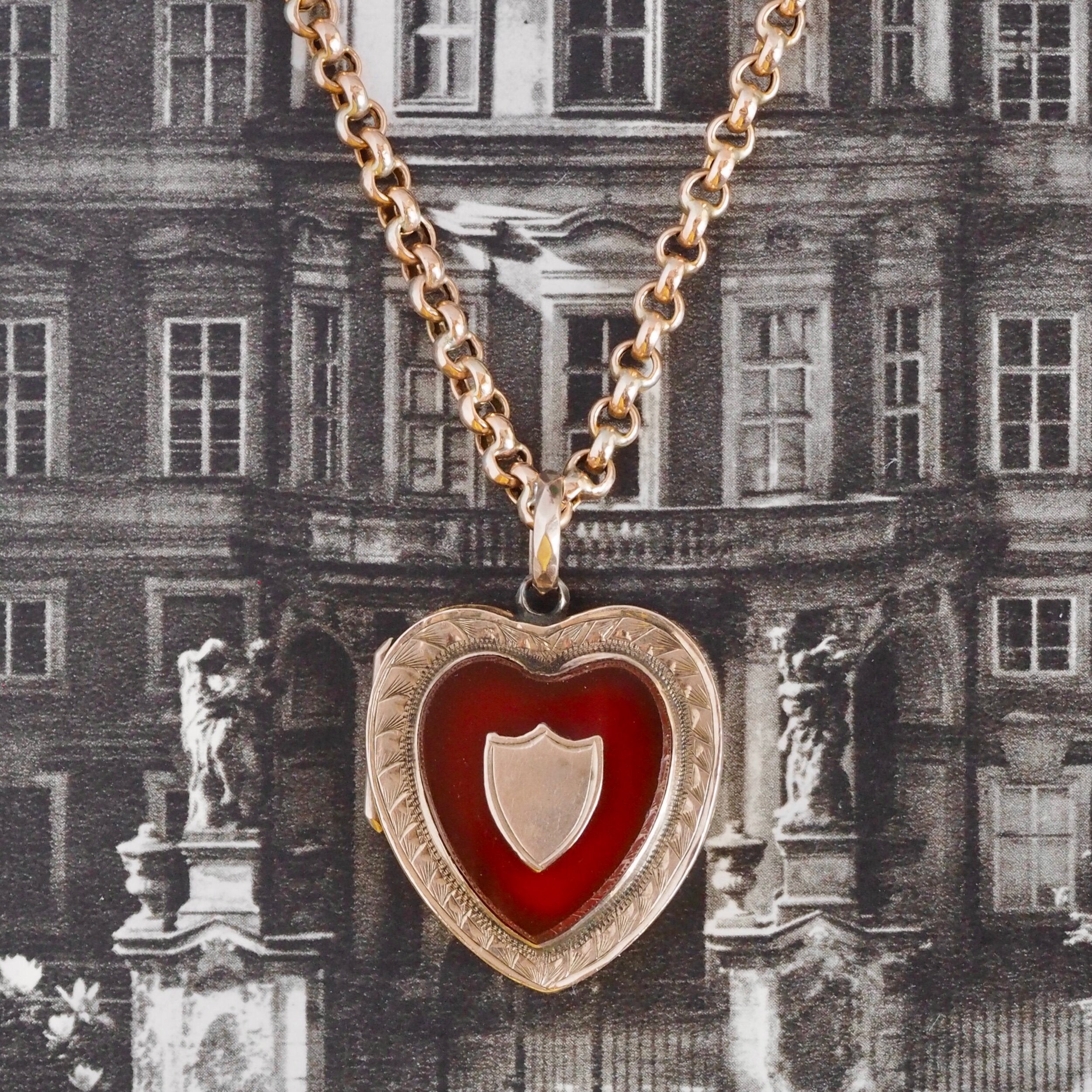 Antique 9k Gold Carnelian Heart Shield Locket