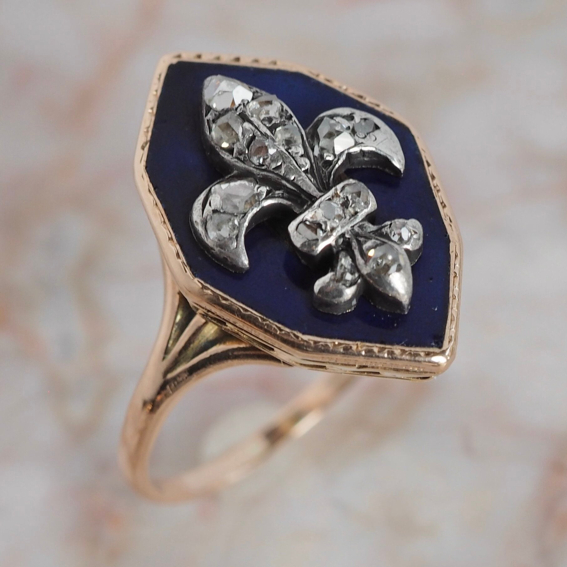 Antique Early Victorian European Fleur de Lis Enamel and Rosecut Diamond Ring