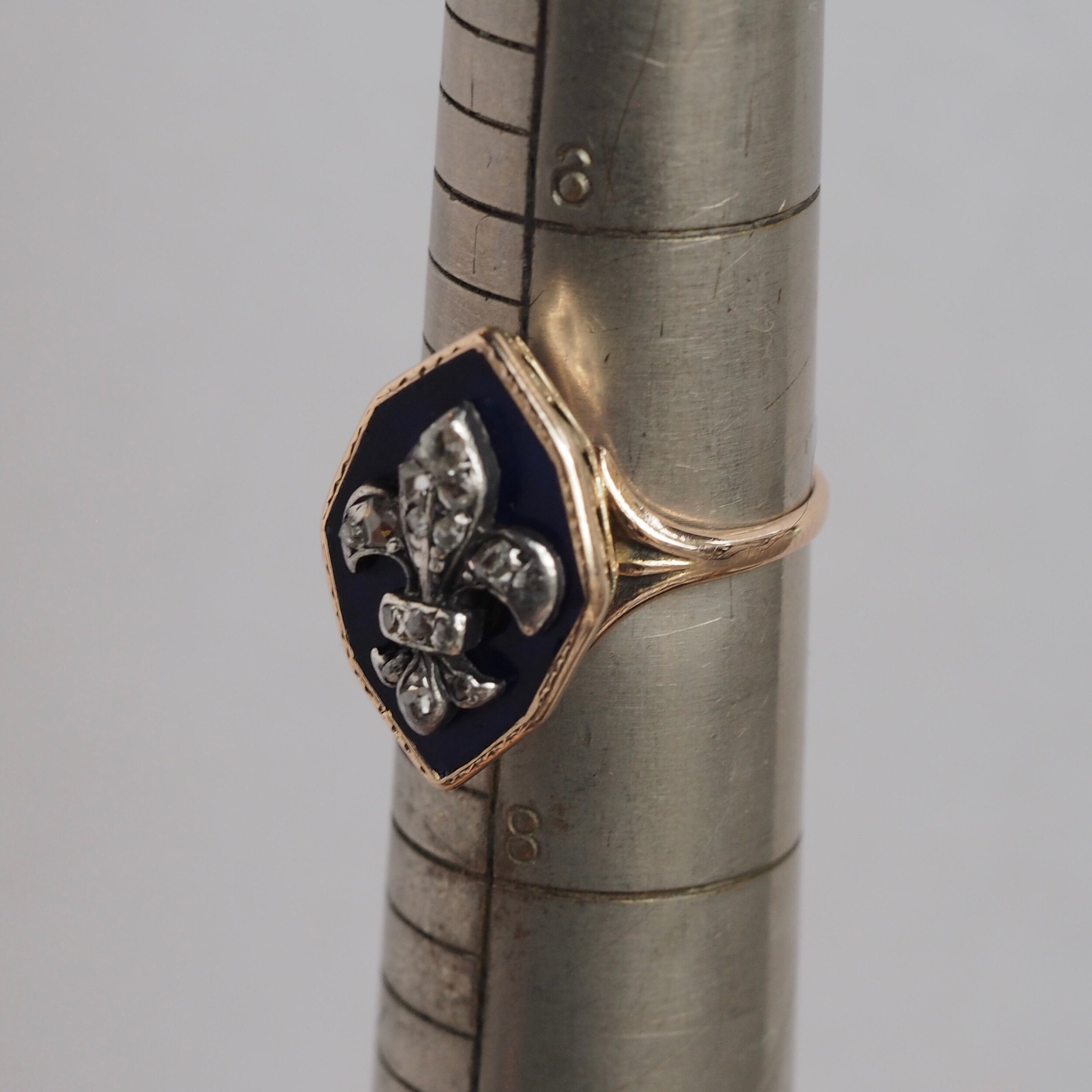 Antique Early Victorian European Fleur de Lis Enamel and Rosecut Diamond Ring