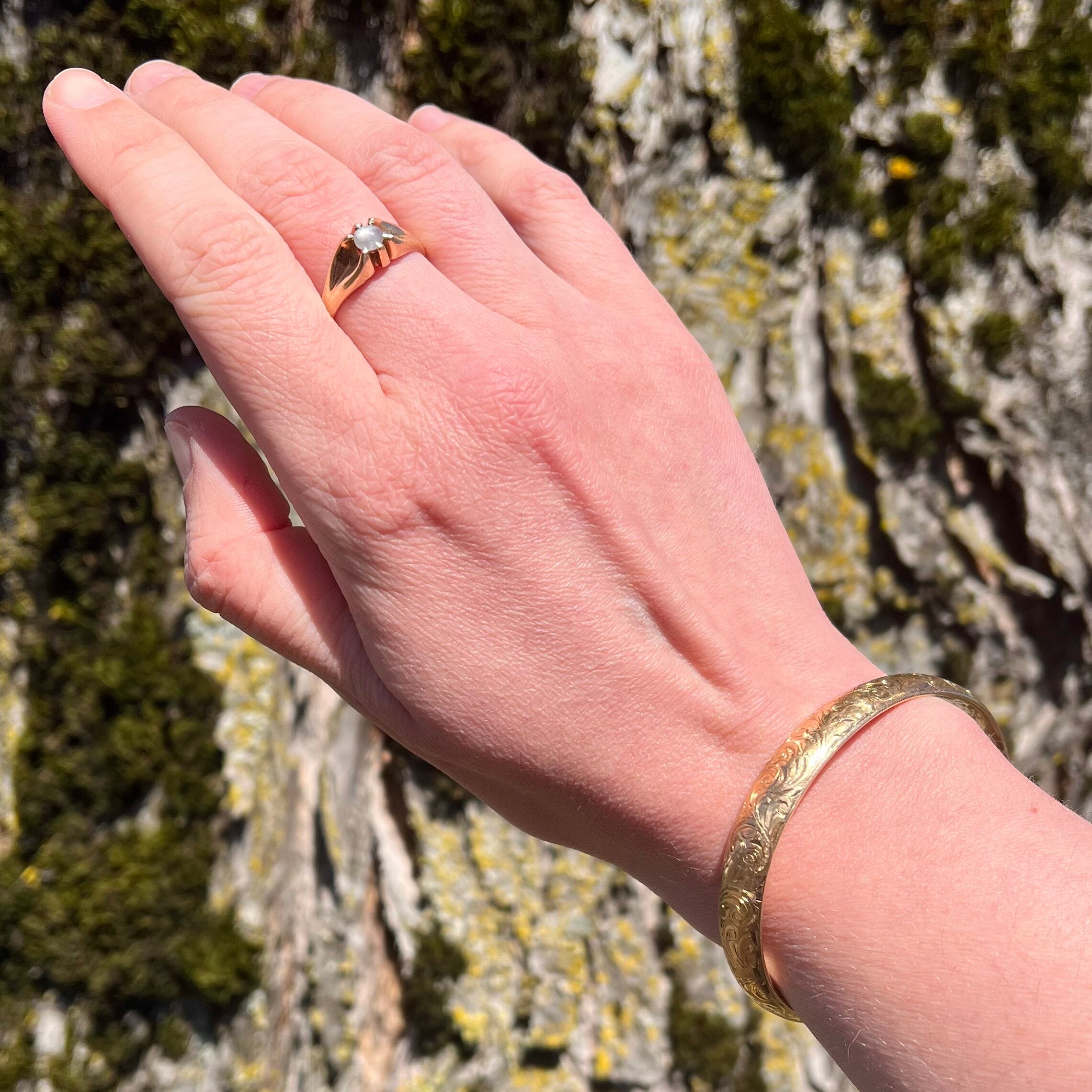 Antique Edwardian 14k Gold Engraved Floral Bangle