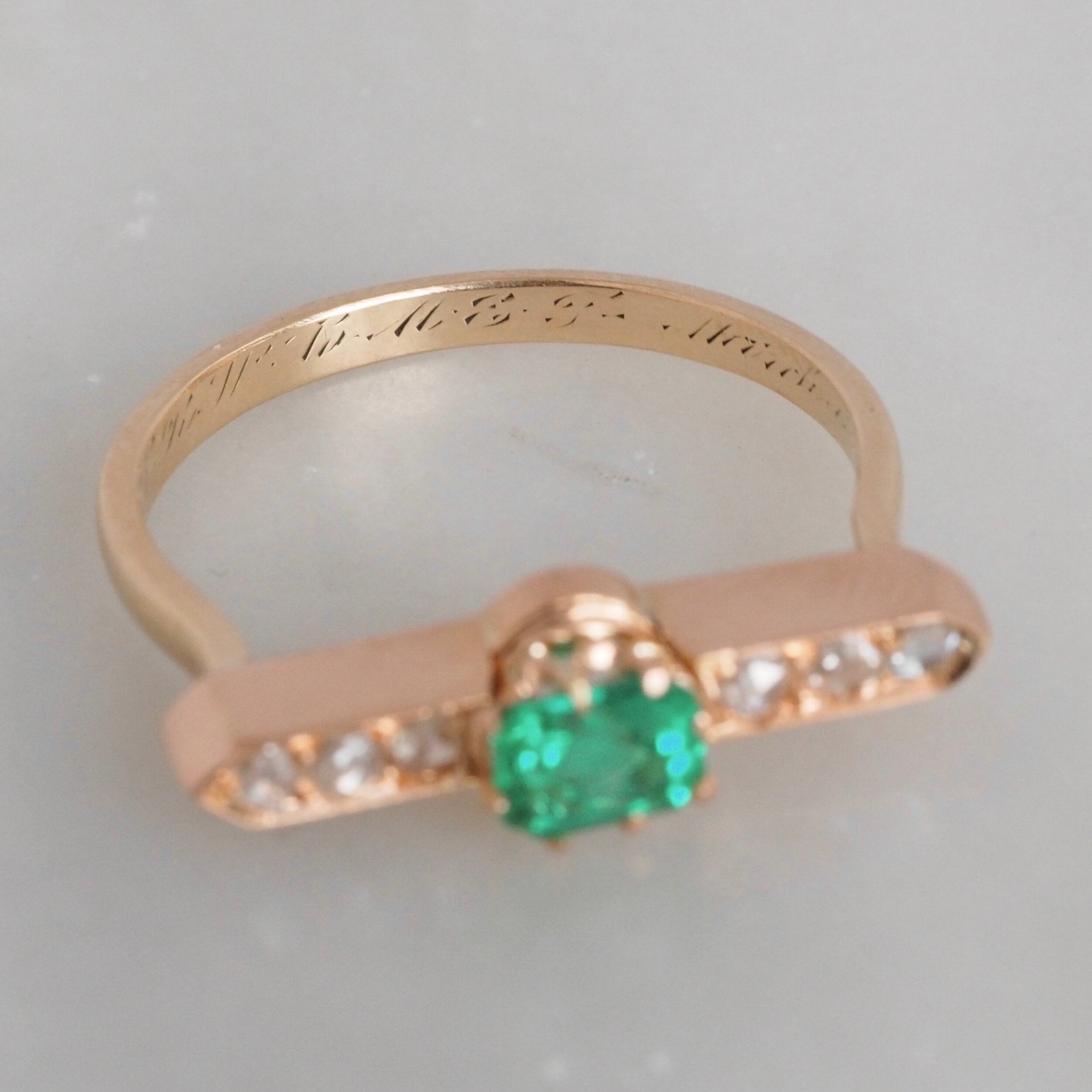 Antique Edwardian 18k Gold Emerald and Rose Cut Diamond Bar Ring