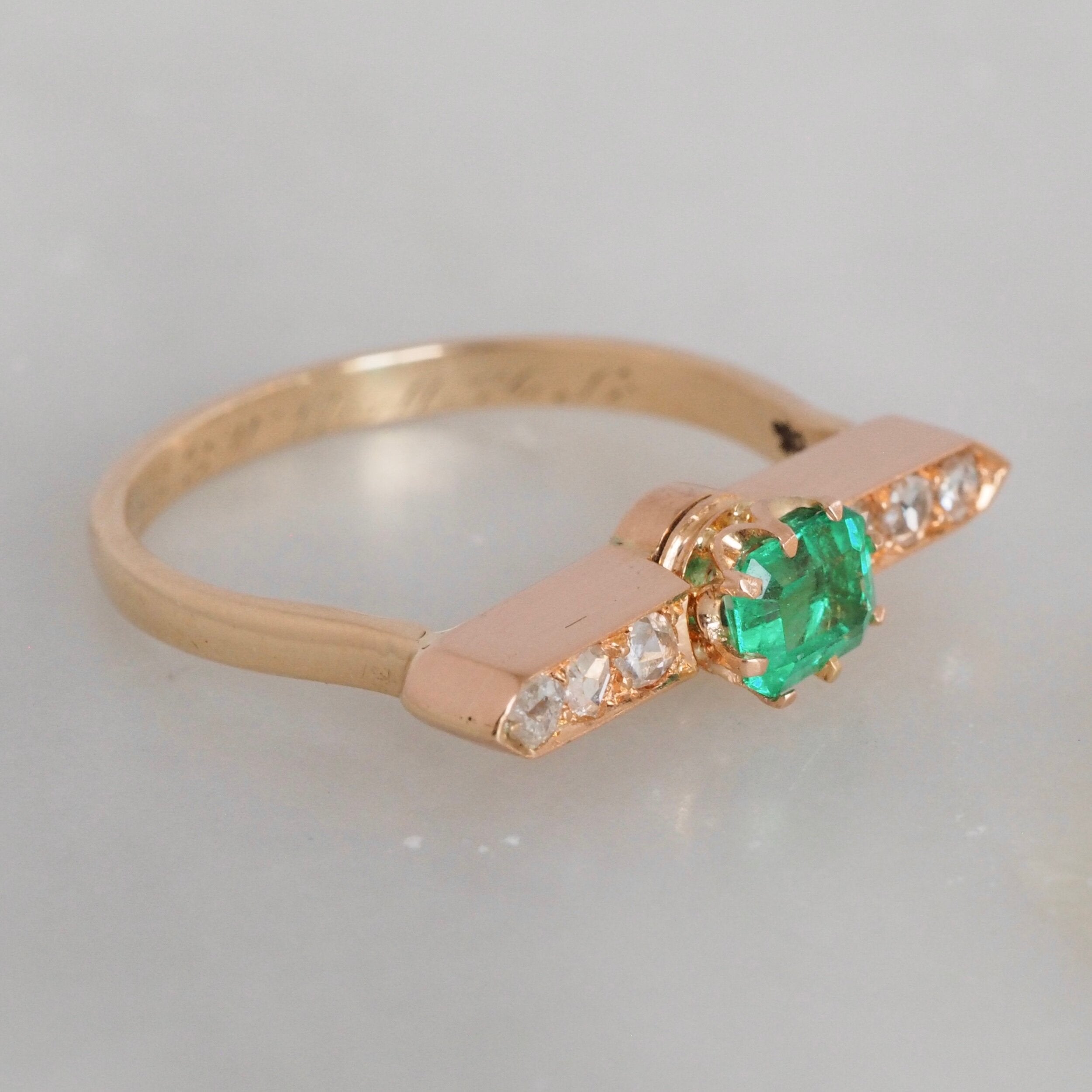 Antique Edwardian 18k Gold Emerald and Rose Cut Diamond Bar Ring