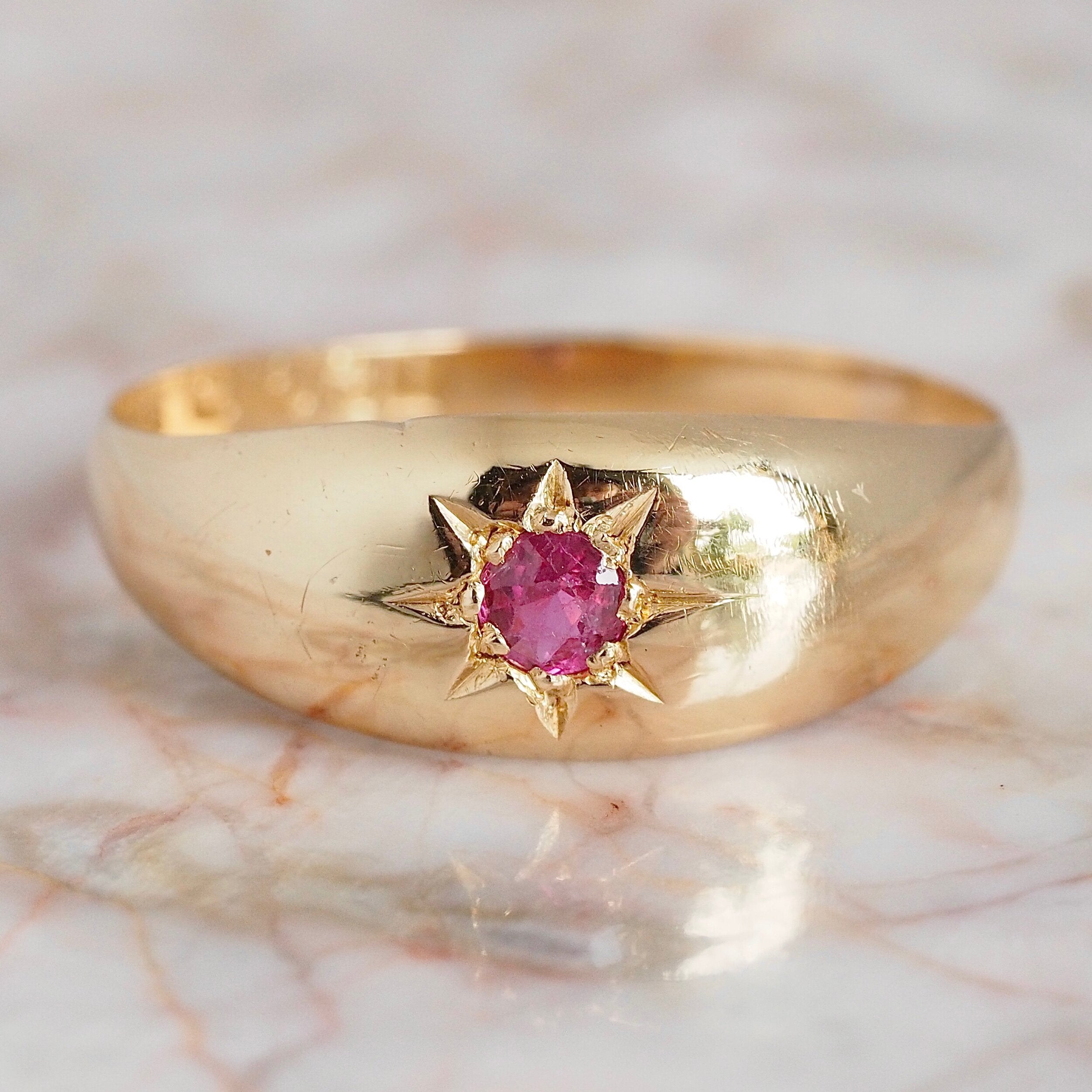 Antique English 18k Gold Red Spinel Flush Set Starburst Ring