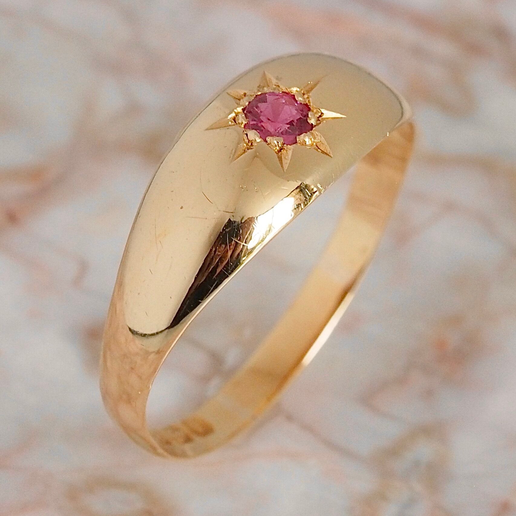 Antique English 18k Gold Red Spinel Flush Set Starburst Ring