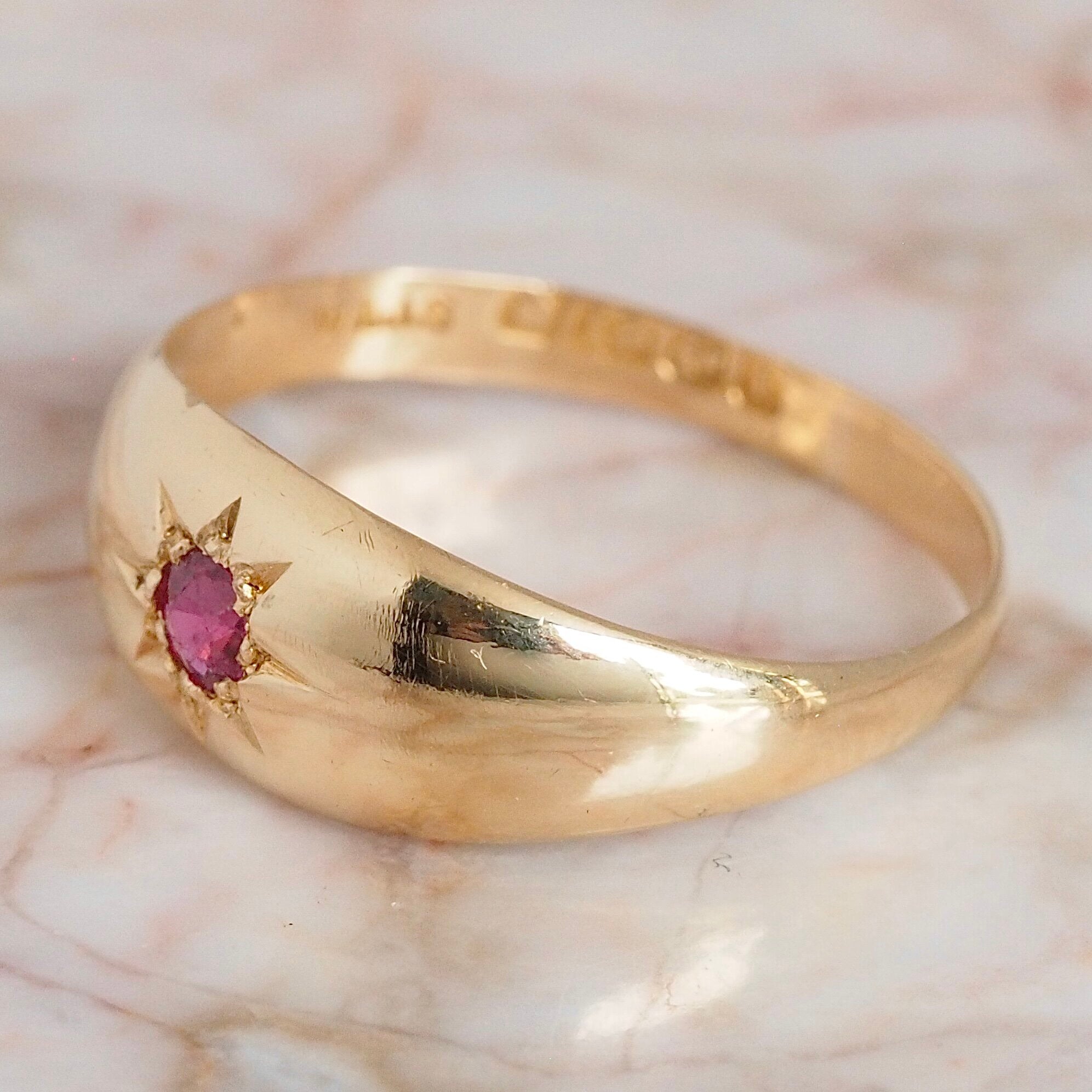 Antique English 18k Gold Red Spinel Flush Set Starburst Ring