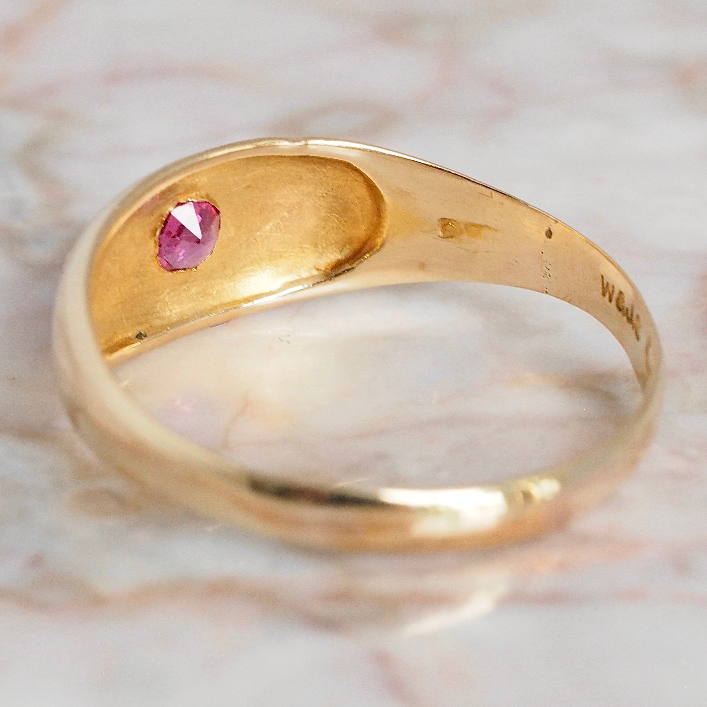 Antique English 18k Gold Red Spinel Flush Set Starburst Ring