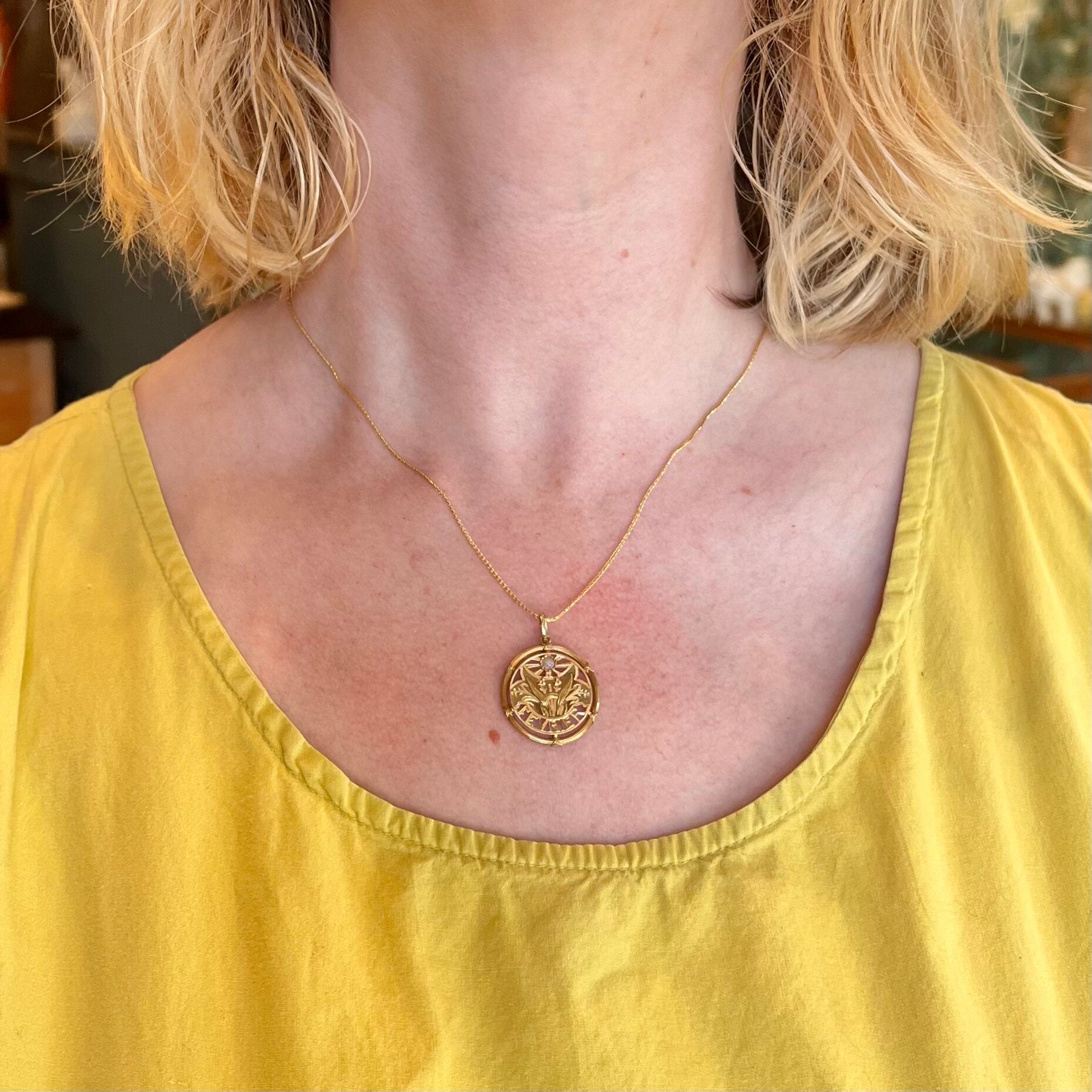 Antique French Art Nouveau 18k Gold "February" Pendant