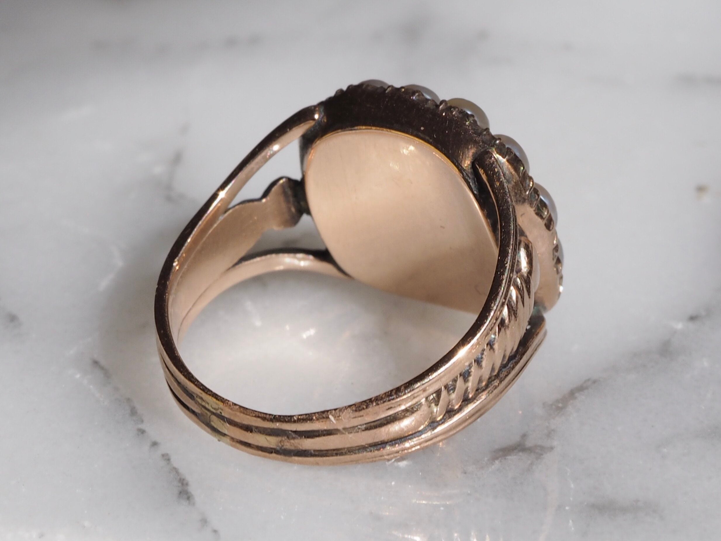 Antique Georgian 15k Gold Amethyst and Seed Pearl Ring