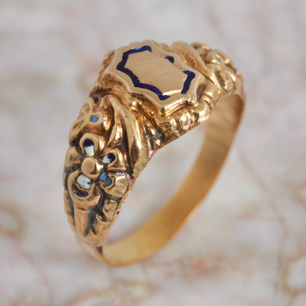Antique Georgian/Early Victorian 18k Gold Enamel Ring