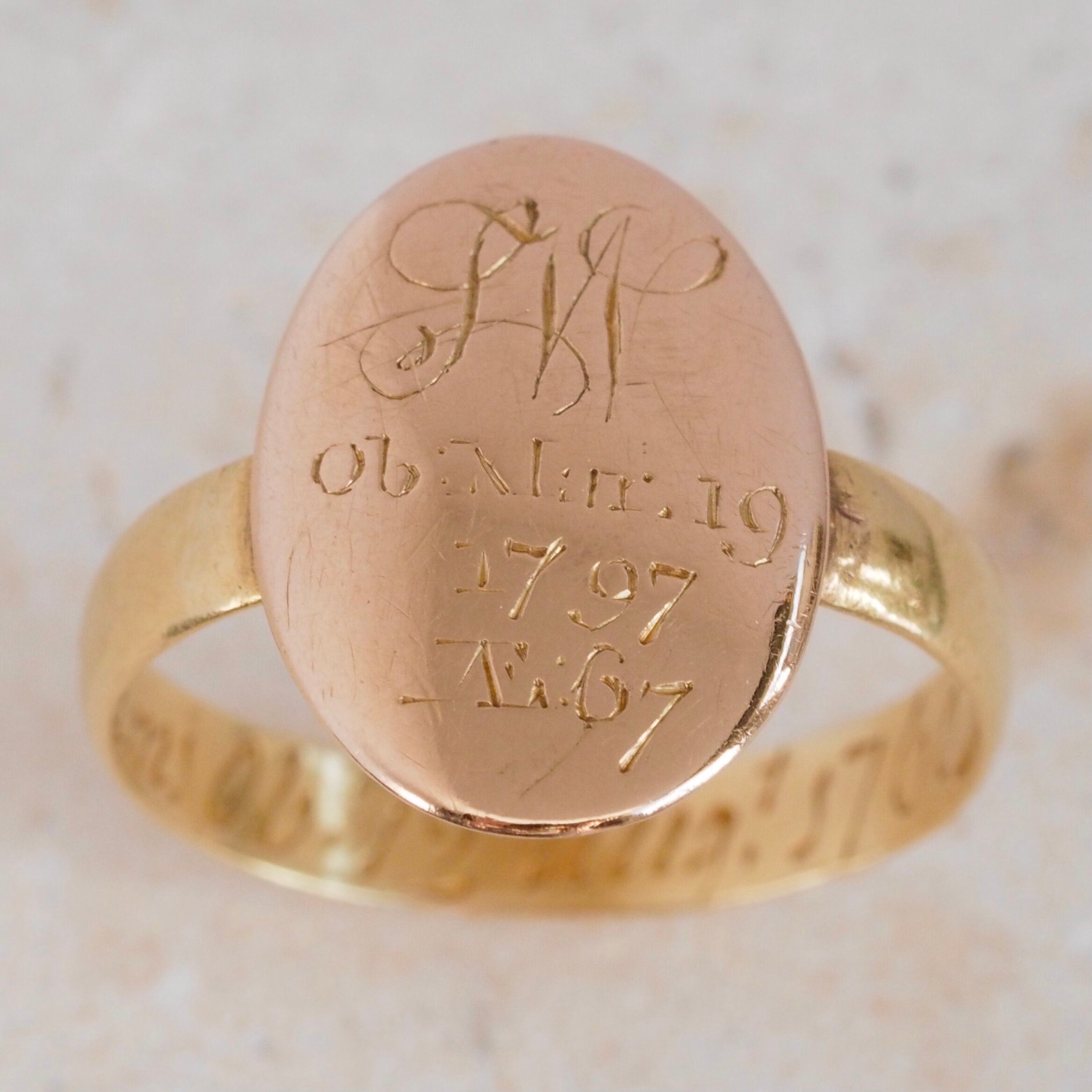 Antique Pre-Revolution American 22k Gold & 18k Gold Signet Ring