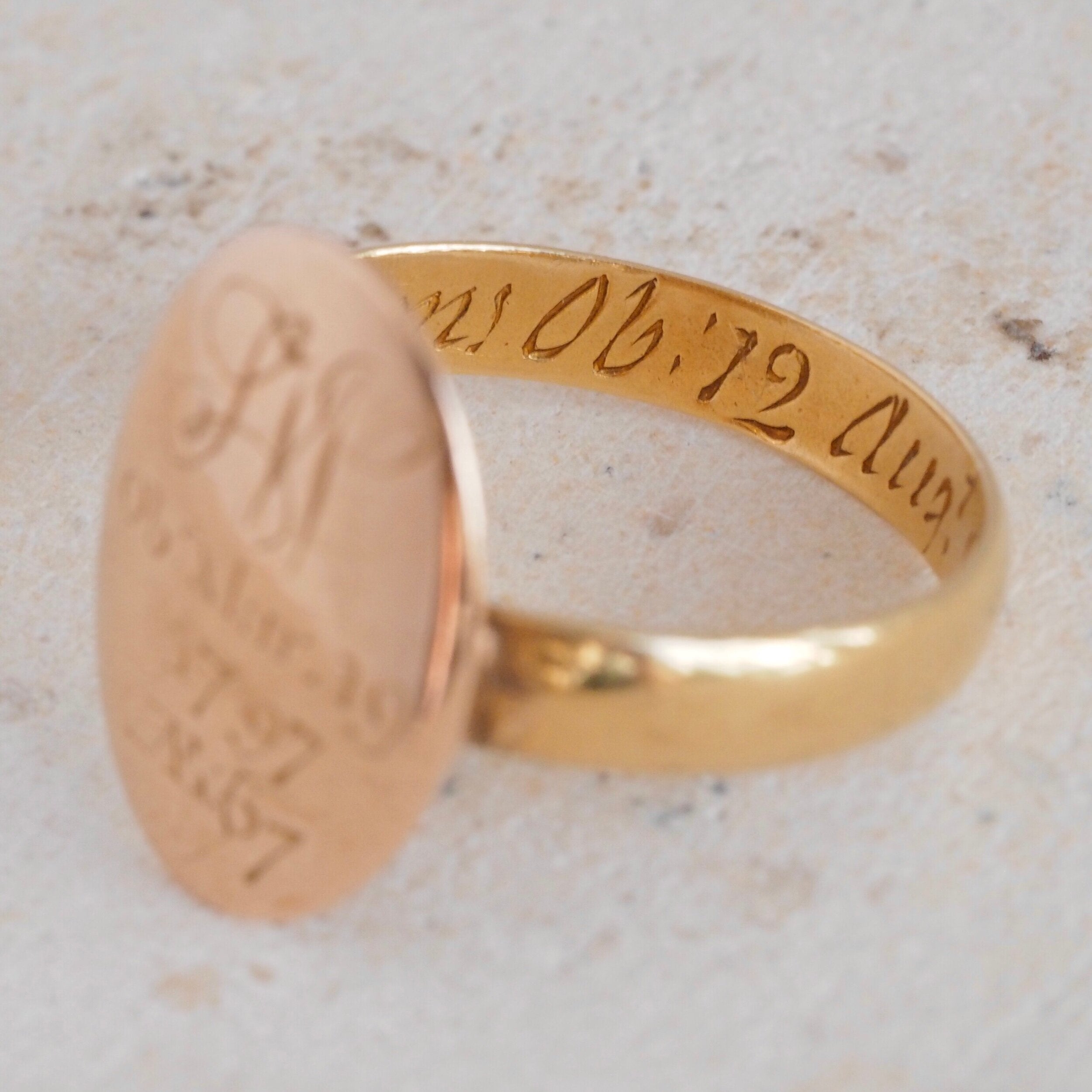 Antique Pre-Revolution American 22k Gold & 18k Gold Signet Ring