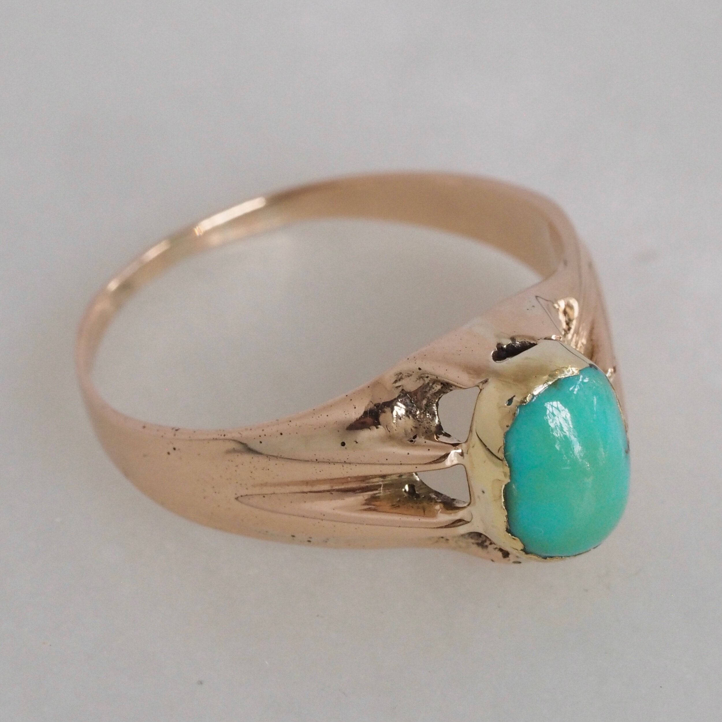 Antique Victorian 14k Gold Belcher Set Turquoise Ring