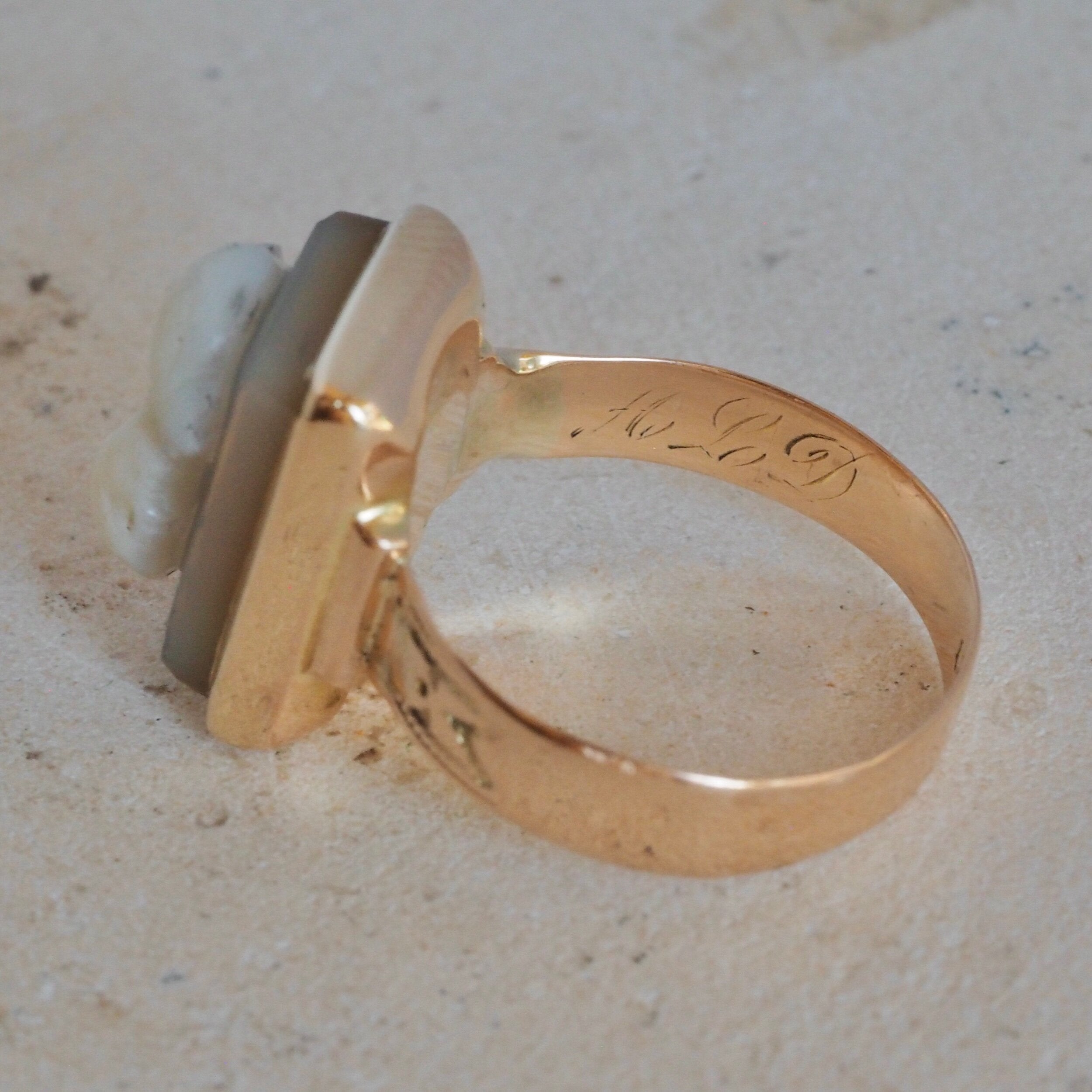 Antique Victorian 14k Gold Cameo Ring