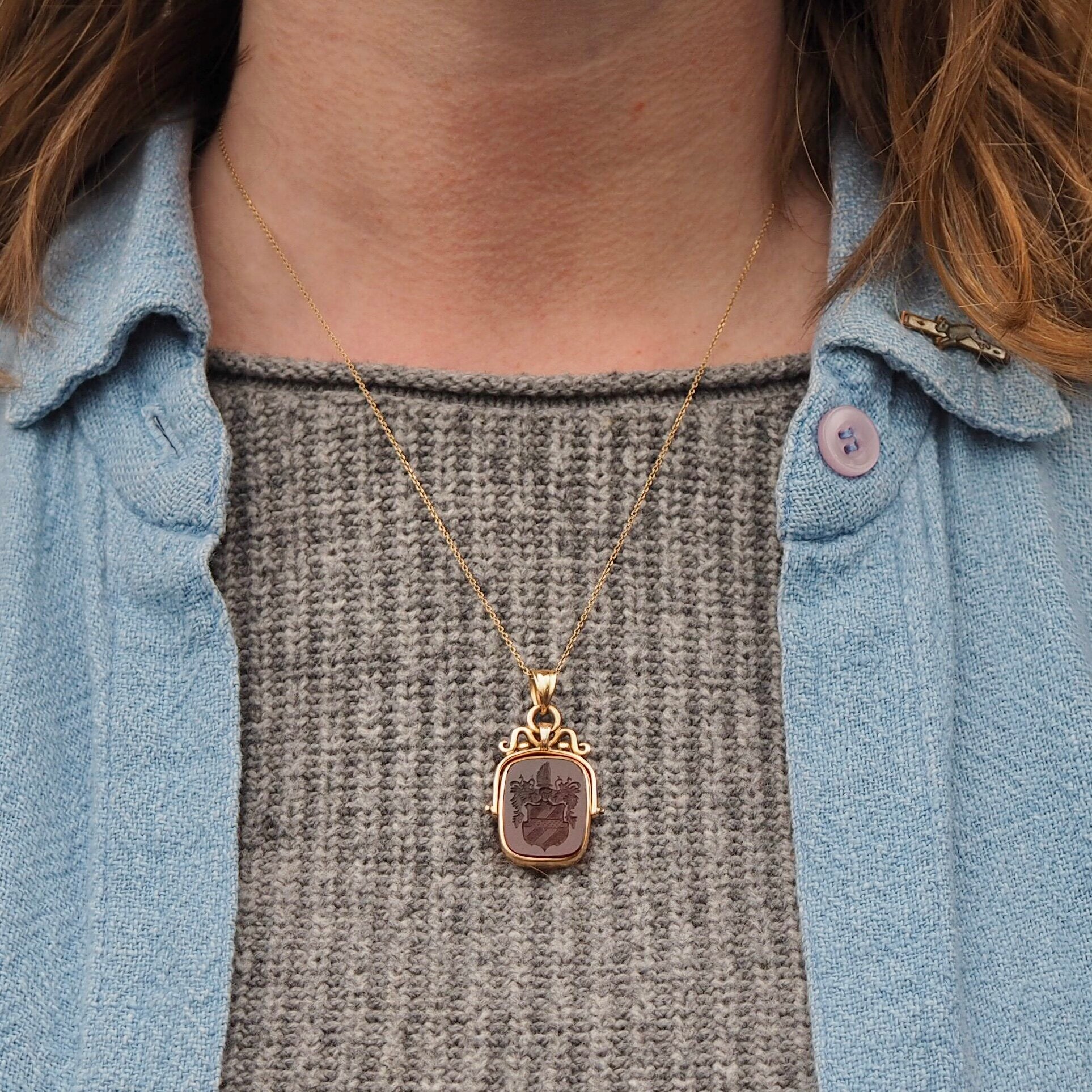 Antique Victorian 14k Gold Carnelian Intaglio Swivel Pendant