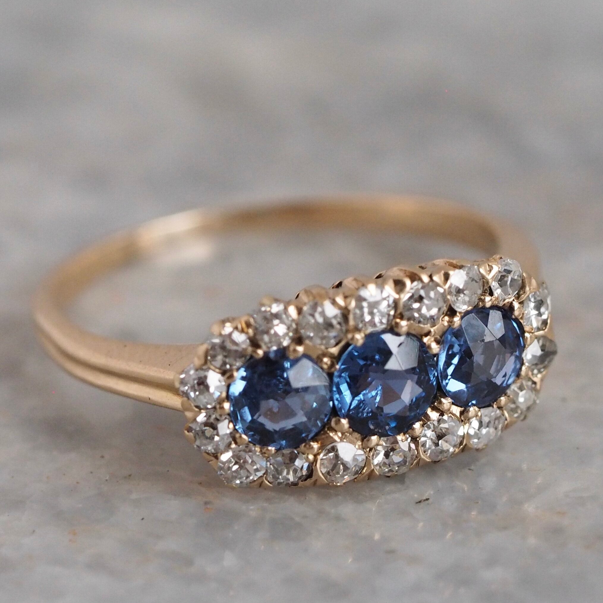 Antique Victorian 14k Gold Natural Sapphire and Old Mine Cut Diamond Ring