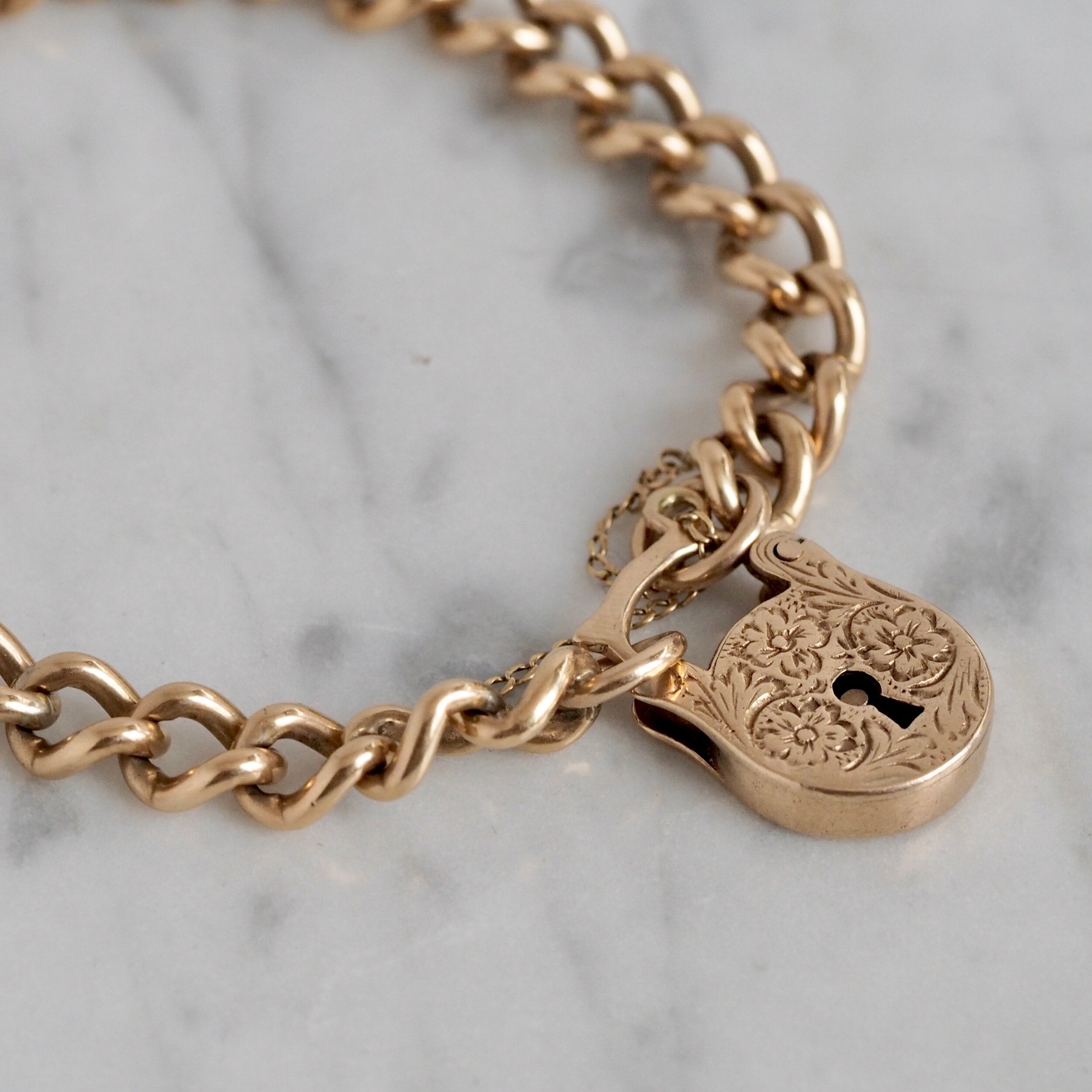 Antique Victorian 9k Gold Curb Link and Padlock Bracelet