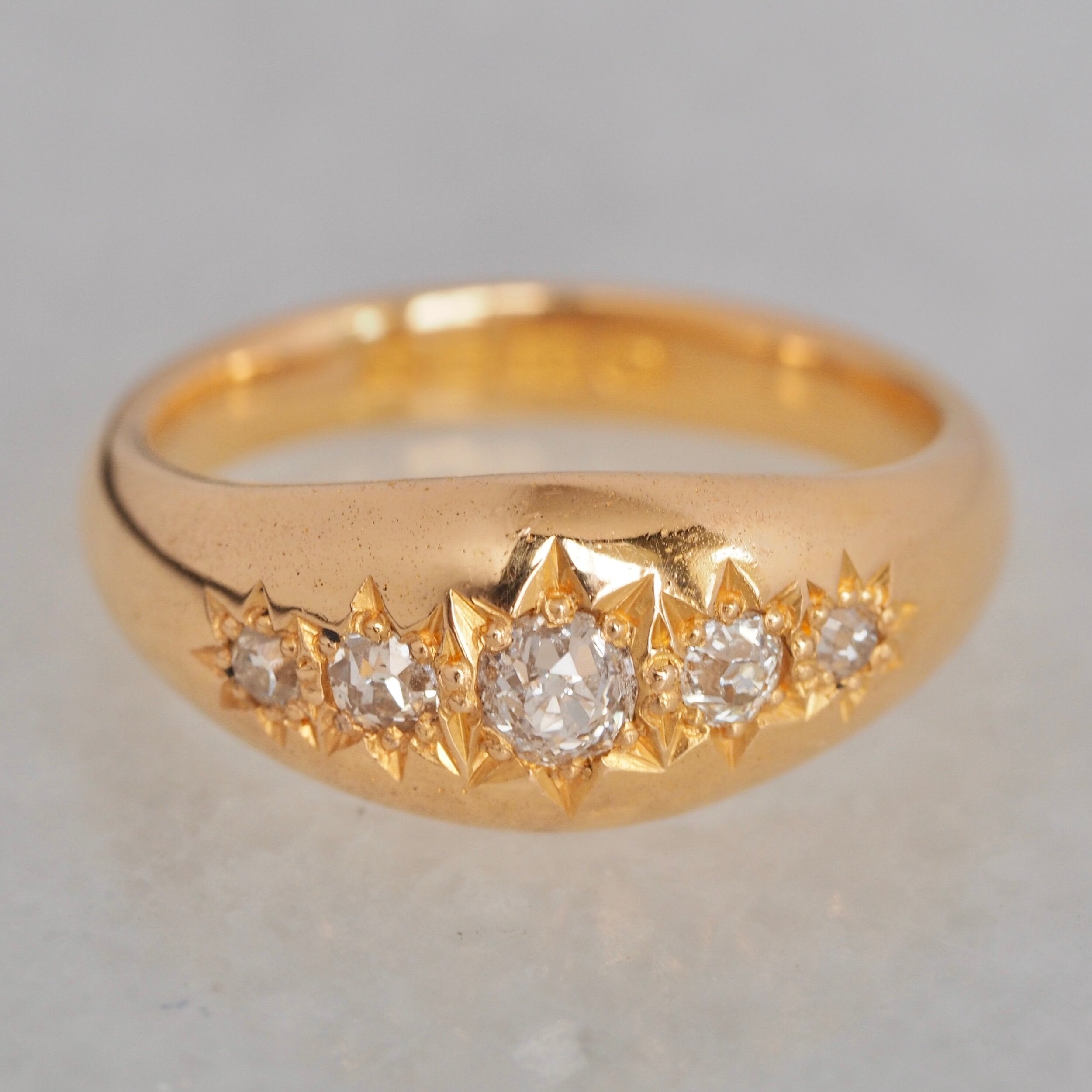 Antique Victorian c. 1853 22k Gold 5 Stone Old Mine Cut Diamond Ring