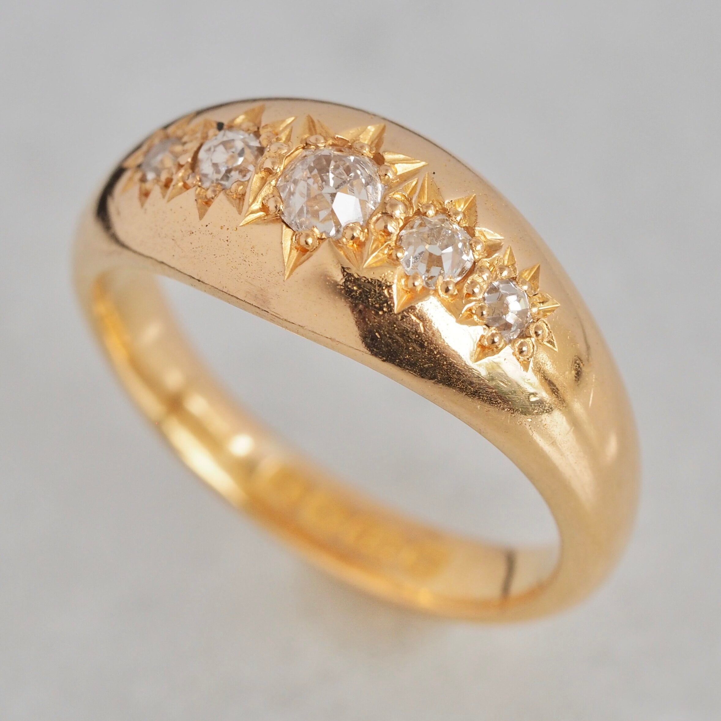 Antique Victorian c. 1853 22k Gold 5 Stone Old Mine Cut Diamond Ring