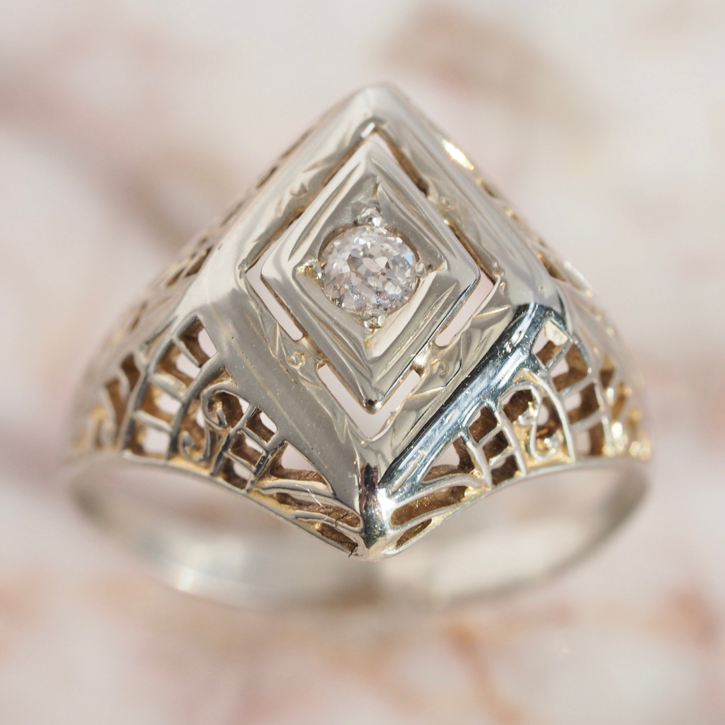 Art Deco 14k White Gold Diamond Kite Filigree Ring
