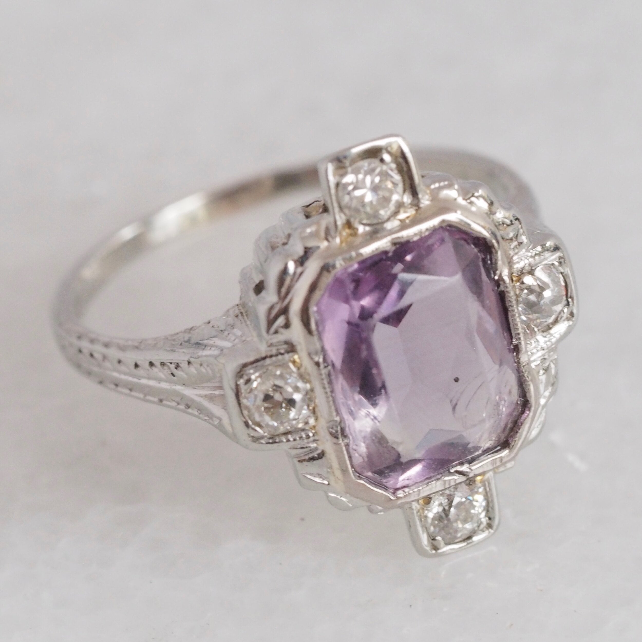 Art Deco 18k Gold Amethyst Diamond Ring