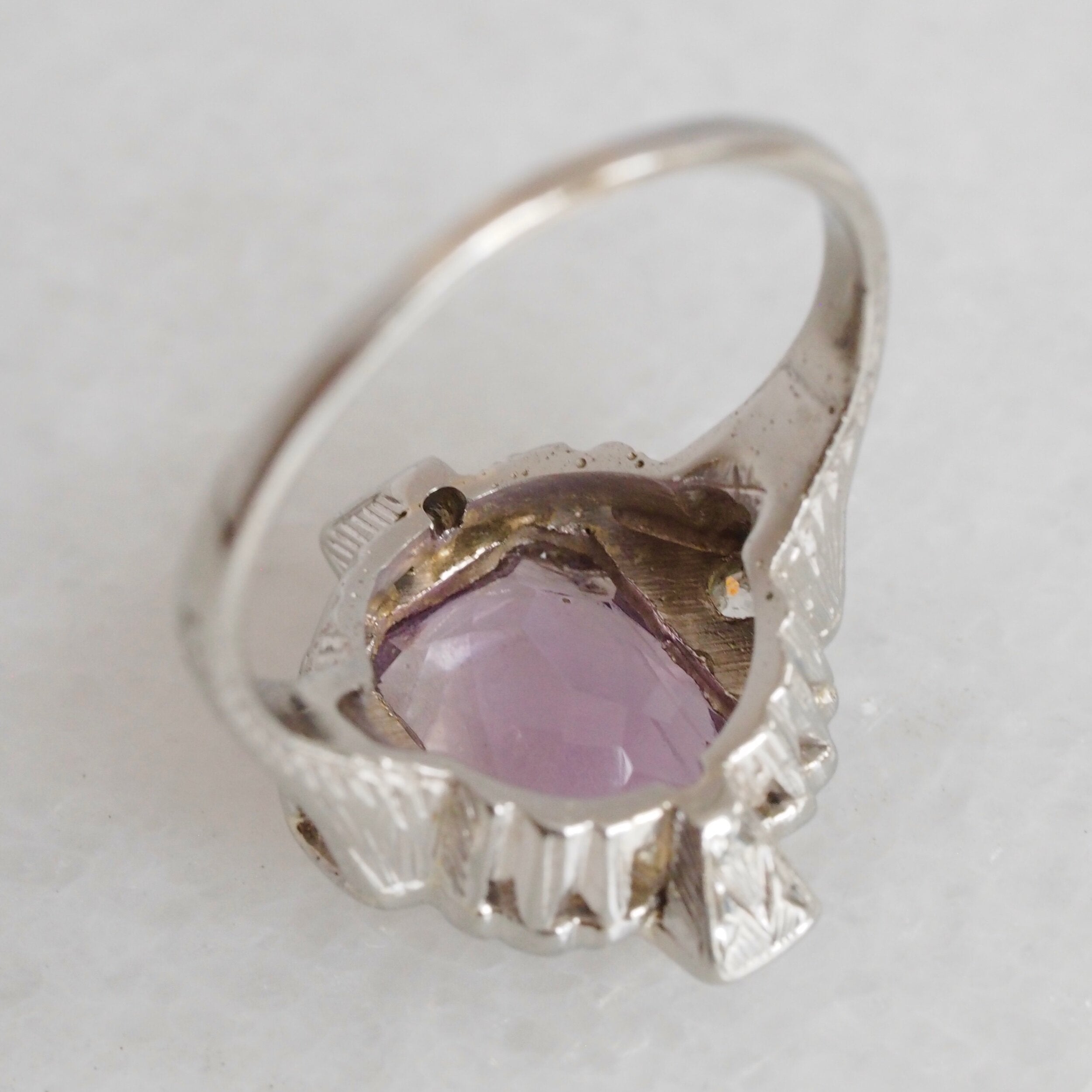 Art Deco 18k Gold Amethyst Diamond Ring
