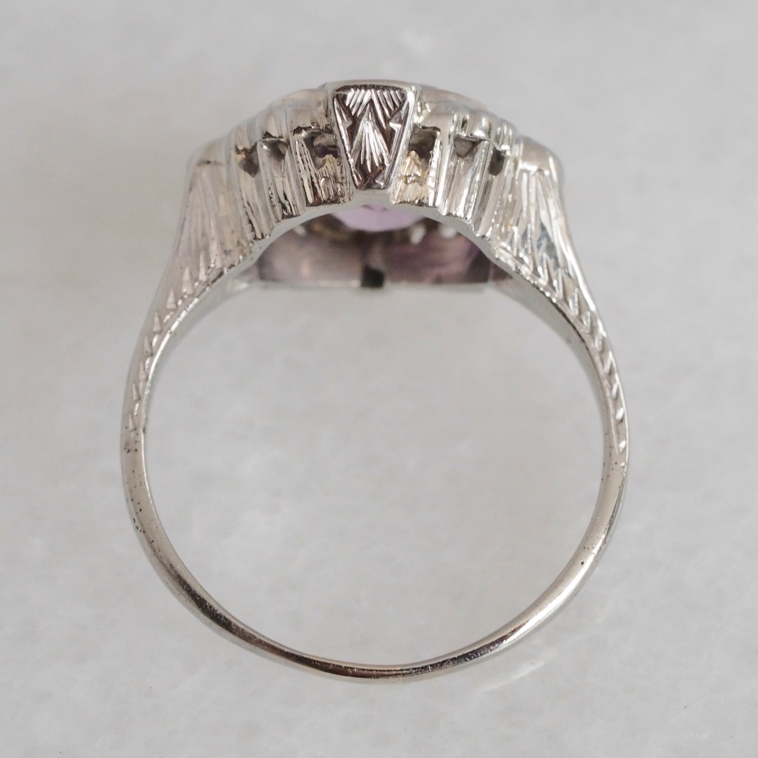 Art Deco 18k Gold Amethyst Diamond Ring