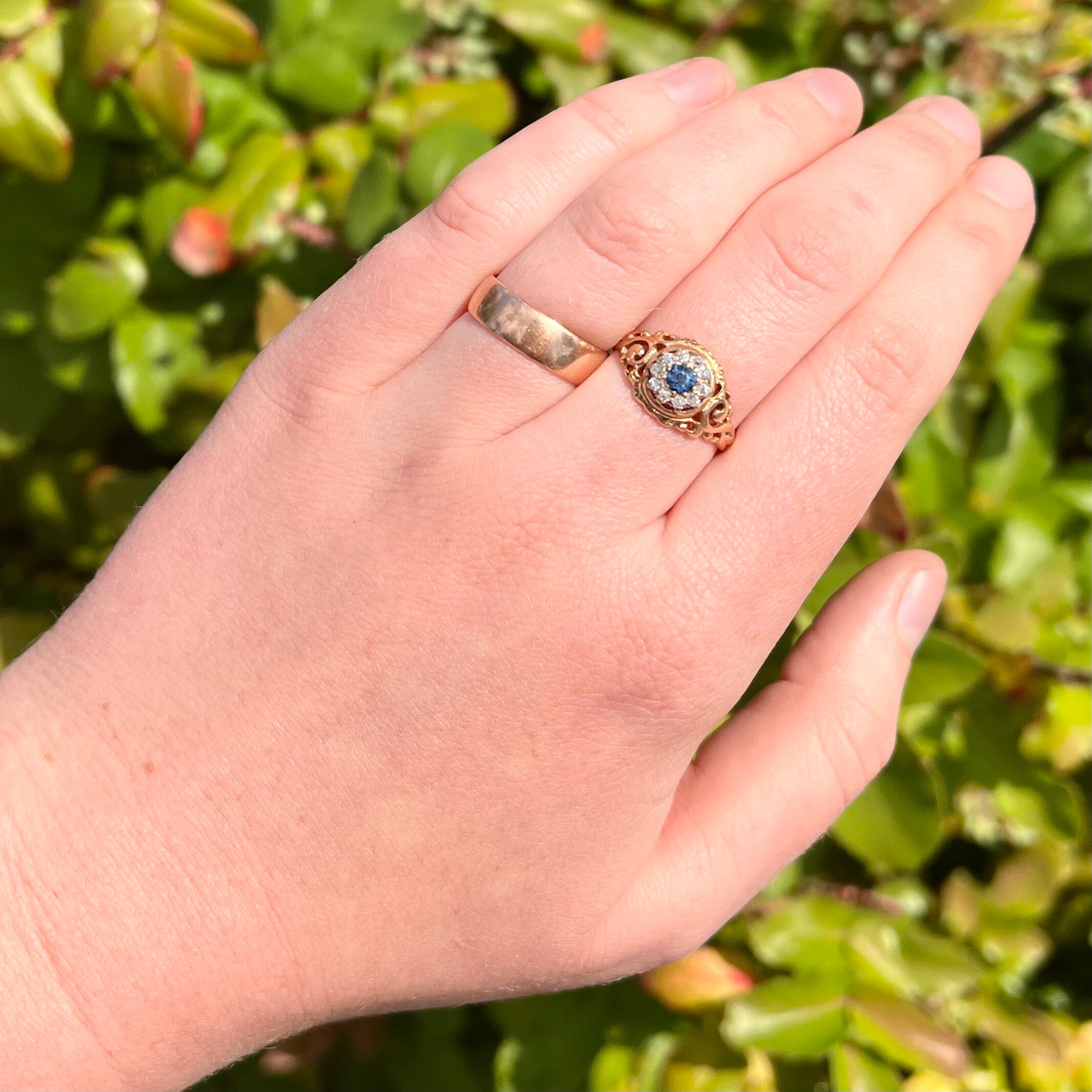 Art Nouveau 14k Gold Natural Sapphire and Diamond Halo Ring