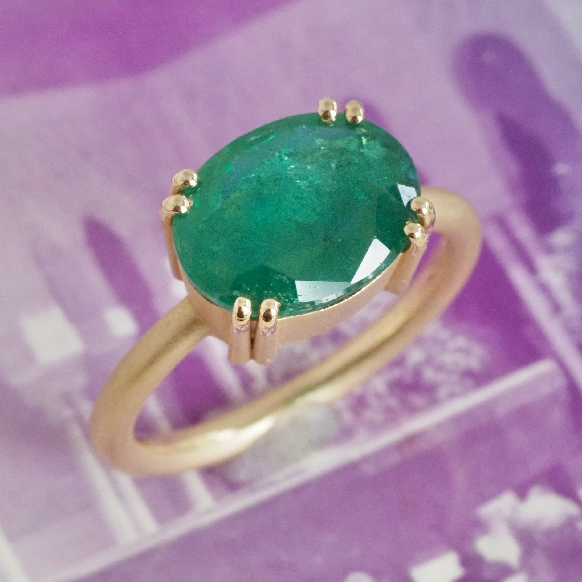 Oval Emerald 14k Gold Ring