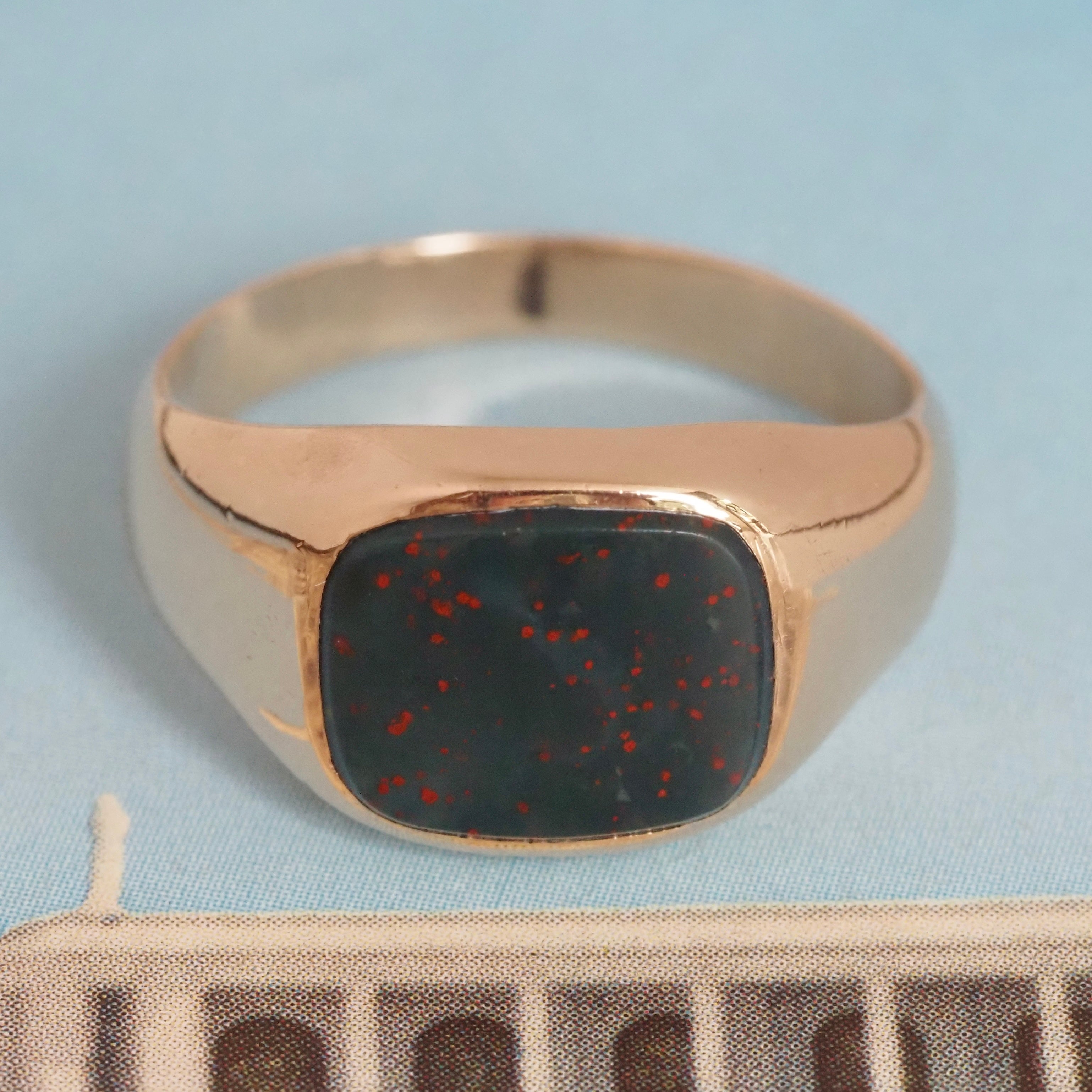 Vintage Curved Bloodstone 14k Gold Signet Ring