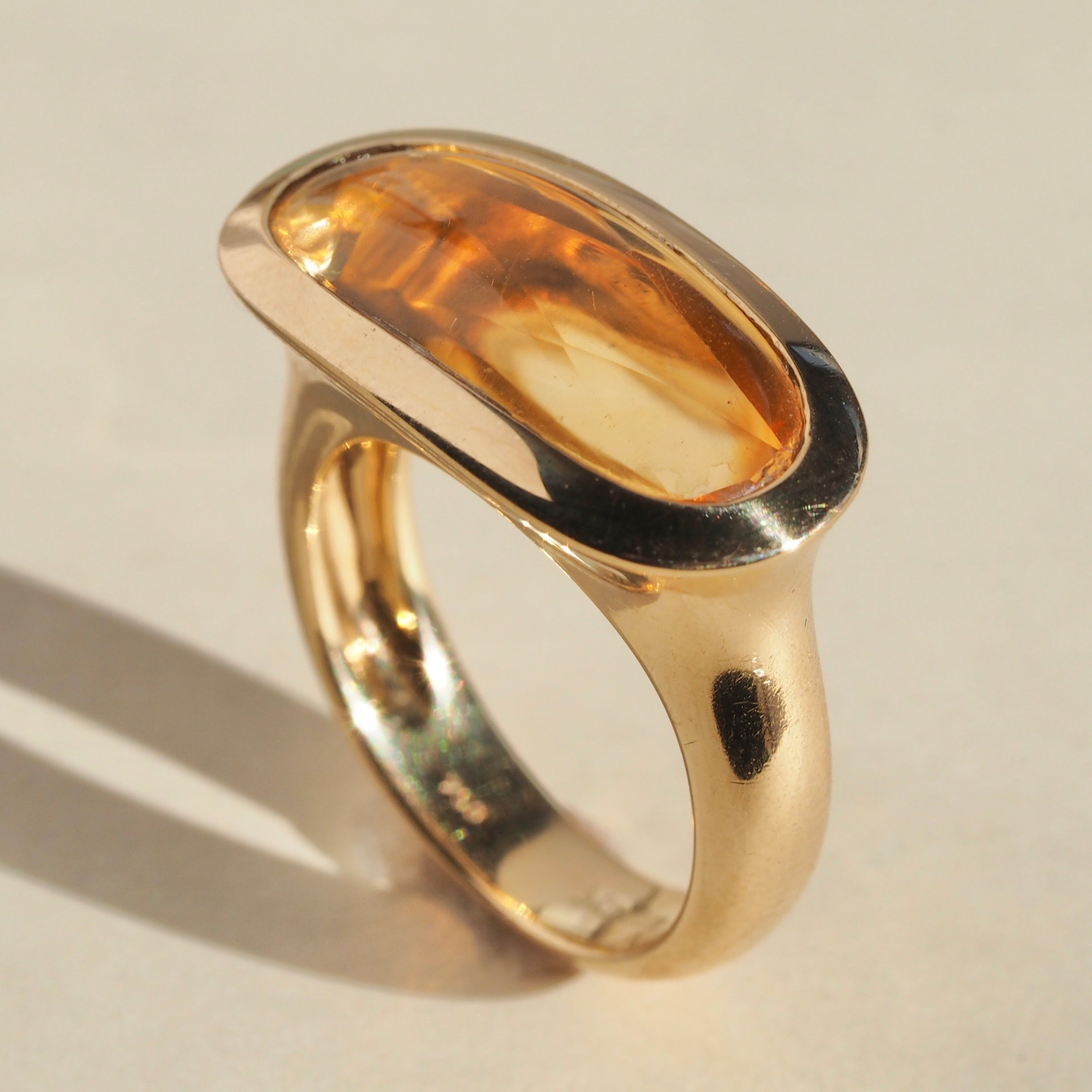 Vintage Italian 18k Gold Modernist Buff Cut Citrine Ring
