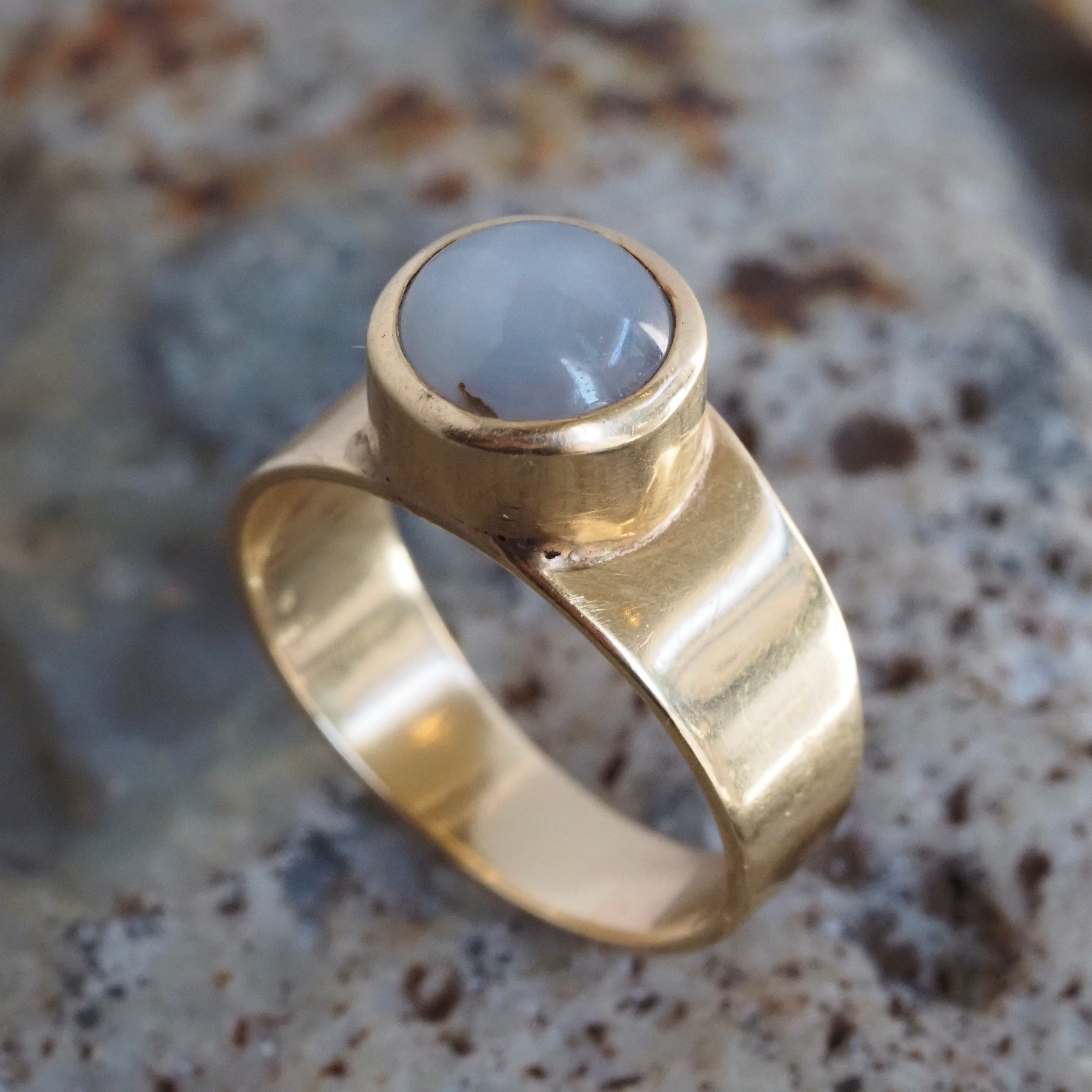 Vintage Natural Star Sapphire Cabochon 14k Gold Ring