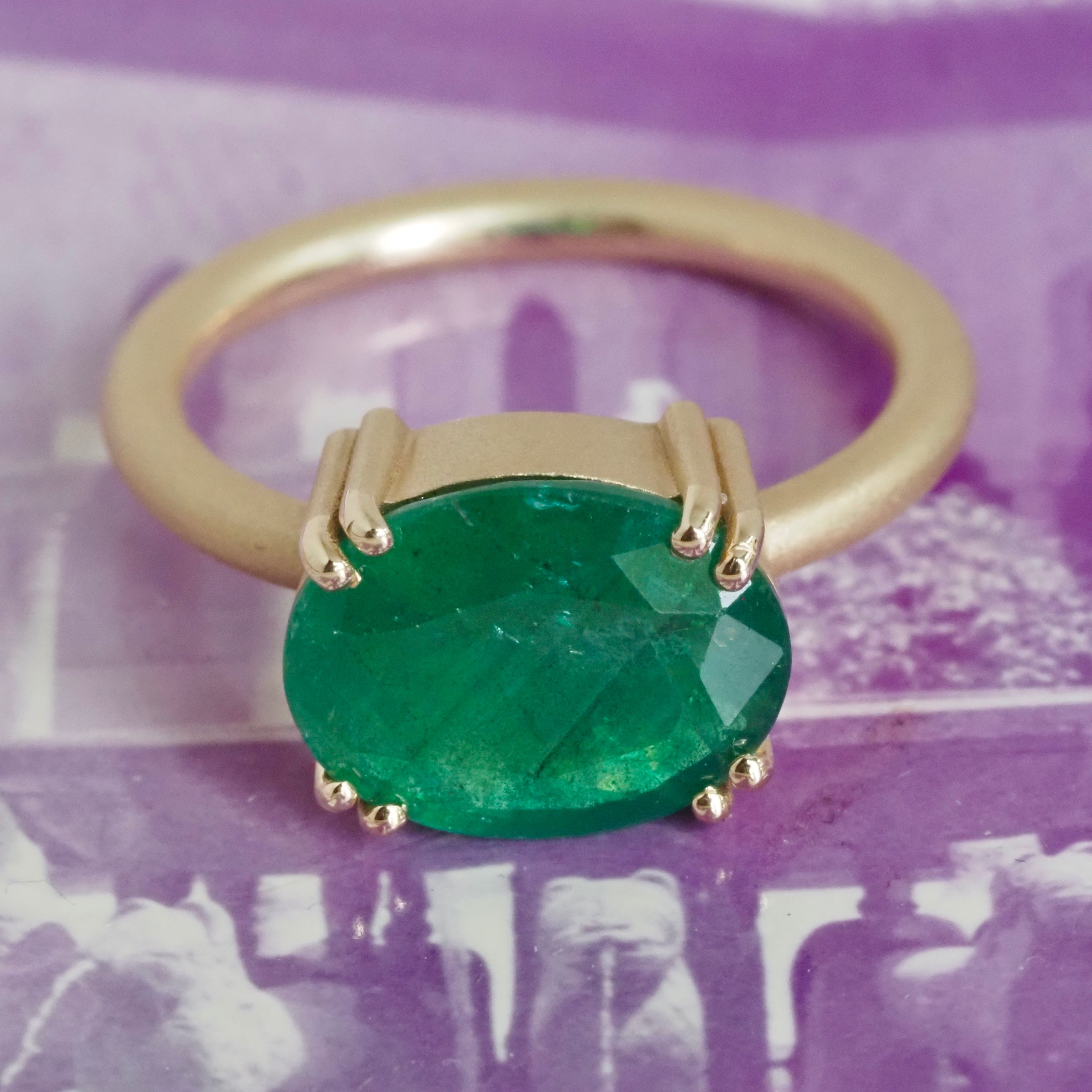 Oval Emerald 14k Gold Ring
