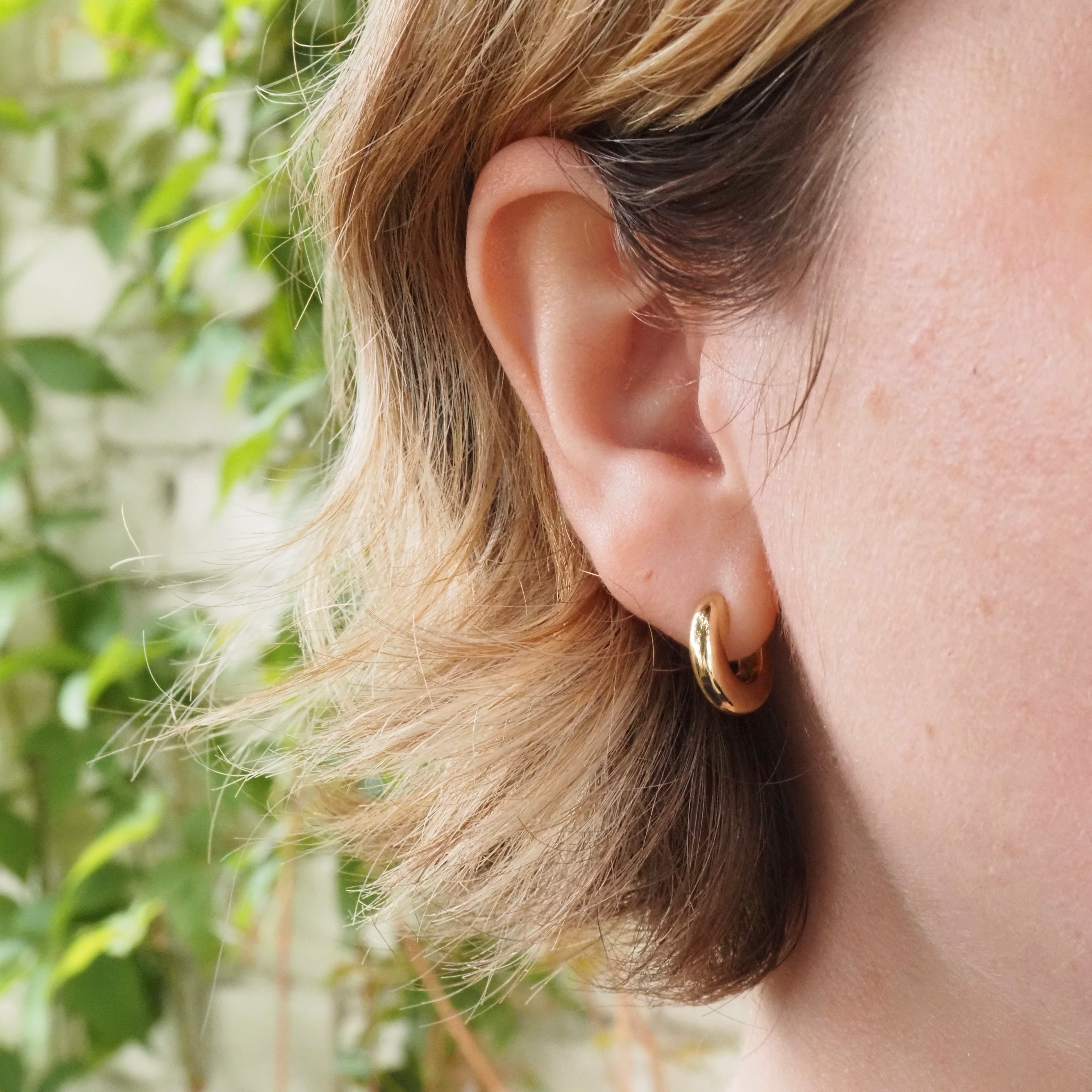 14K Gold Hinged Huggie Hoops