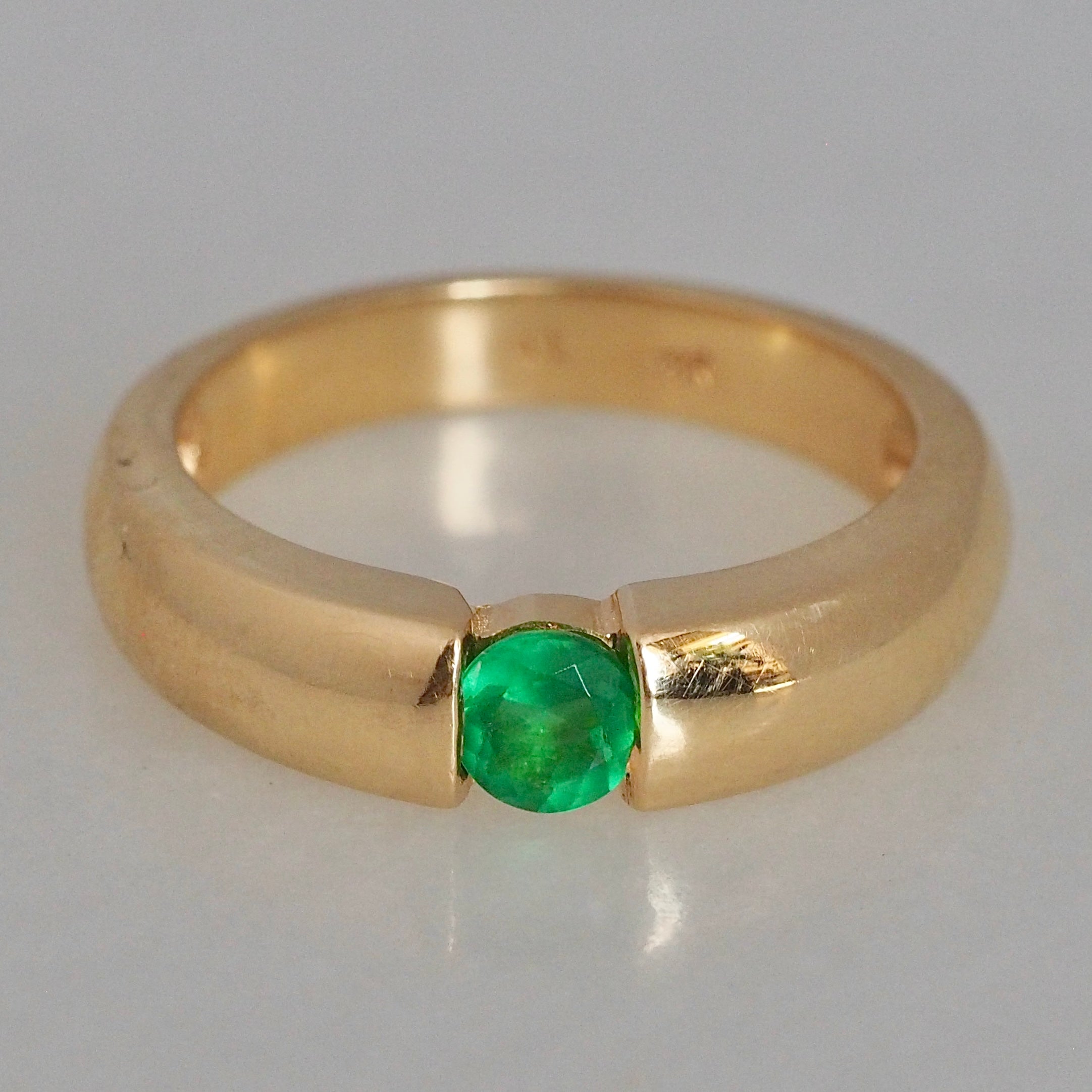 Modernist 18k Gold Emerald Ring