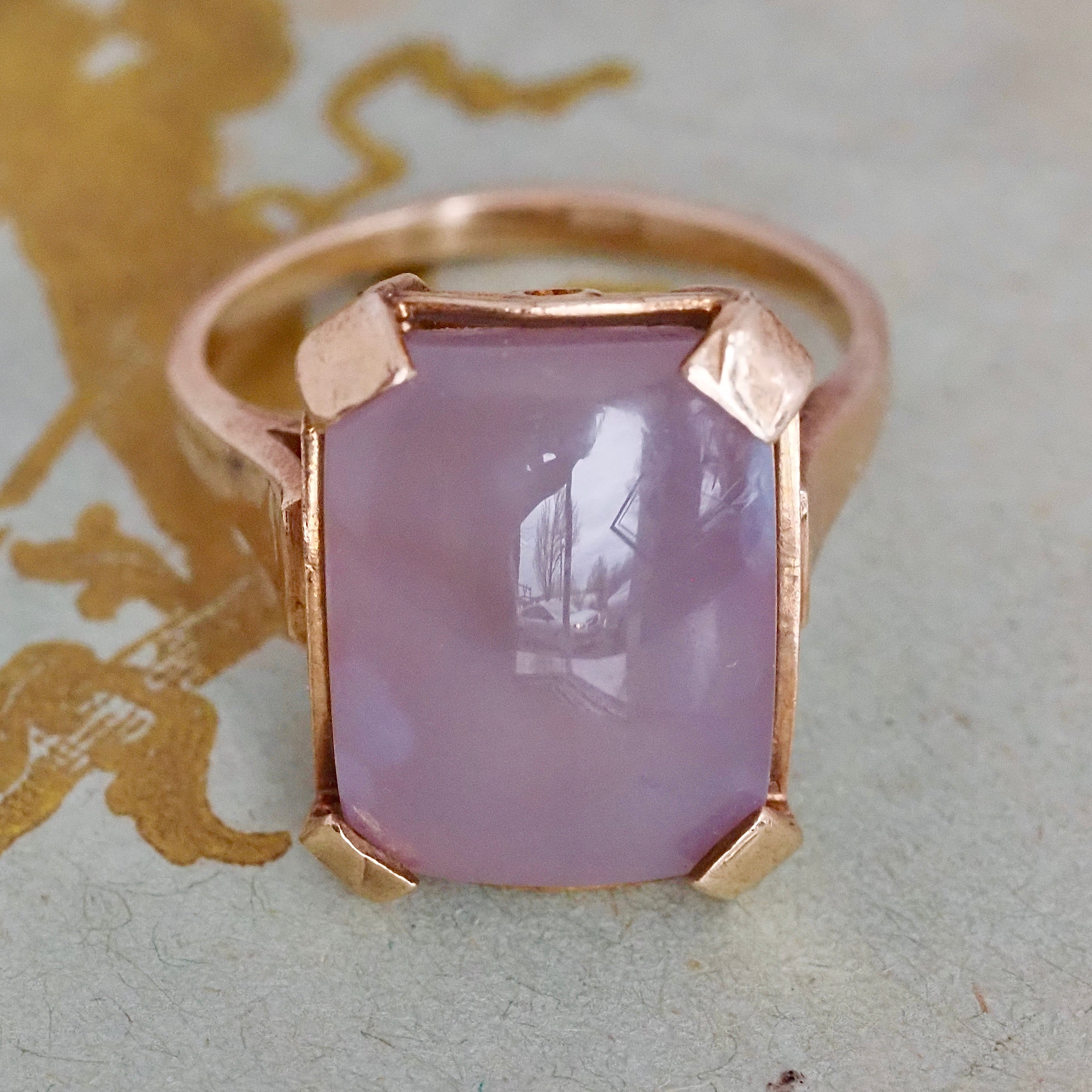 Vintage c. 1940s/1950s Blue Lavender Agate 10k Gold Ring
