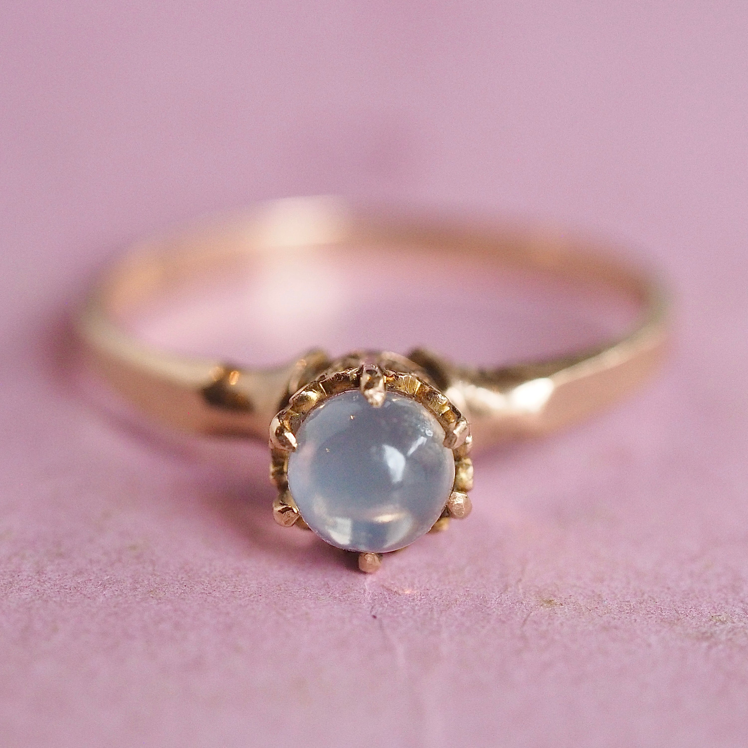 Antique Victorian 10k Gold Moonstone Sphere Ring