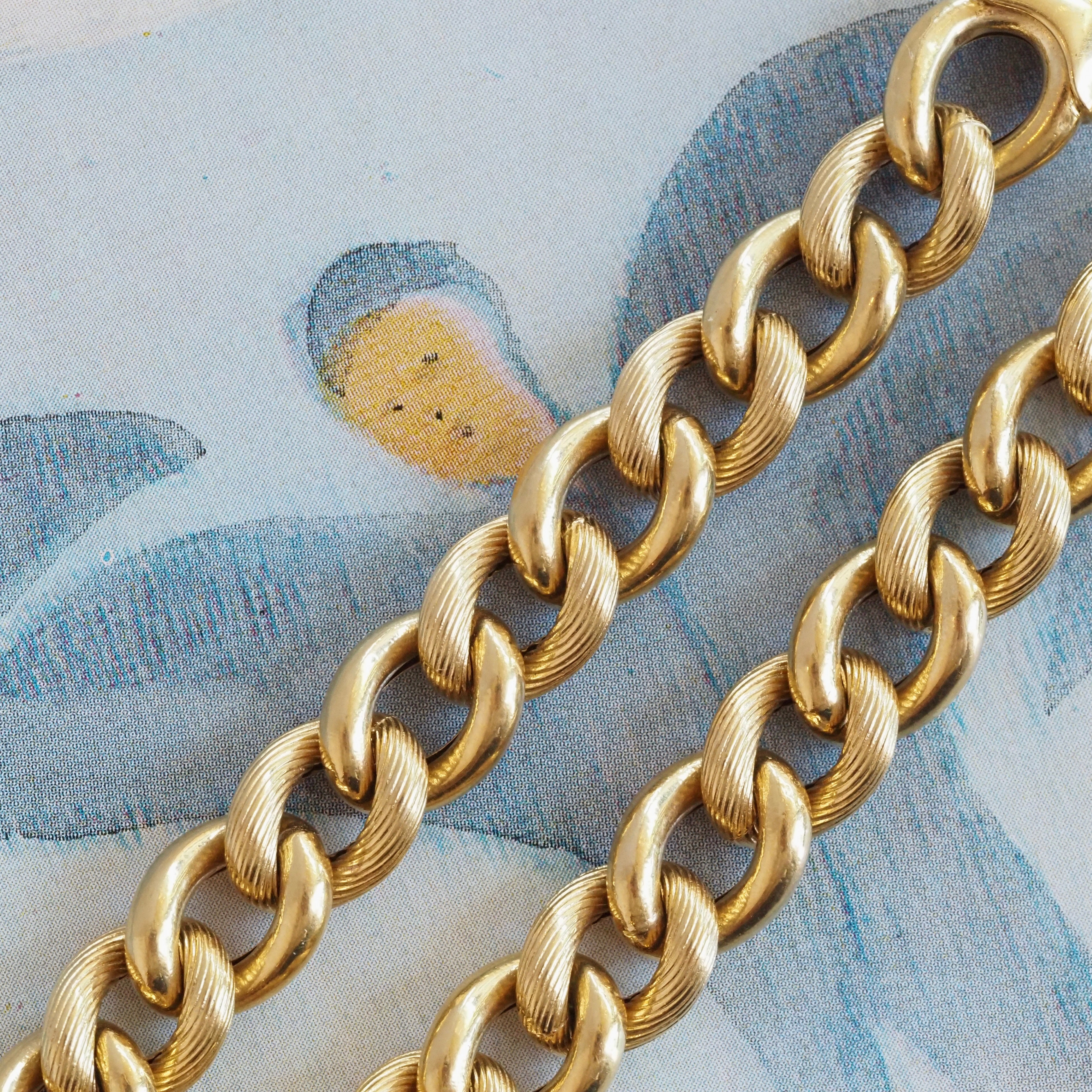 Vintage Italian 18k Gold Textured Curb Link Chain Bracelet
