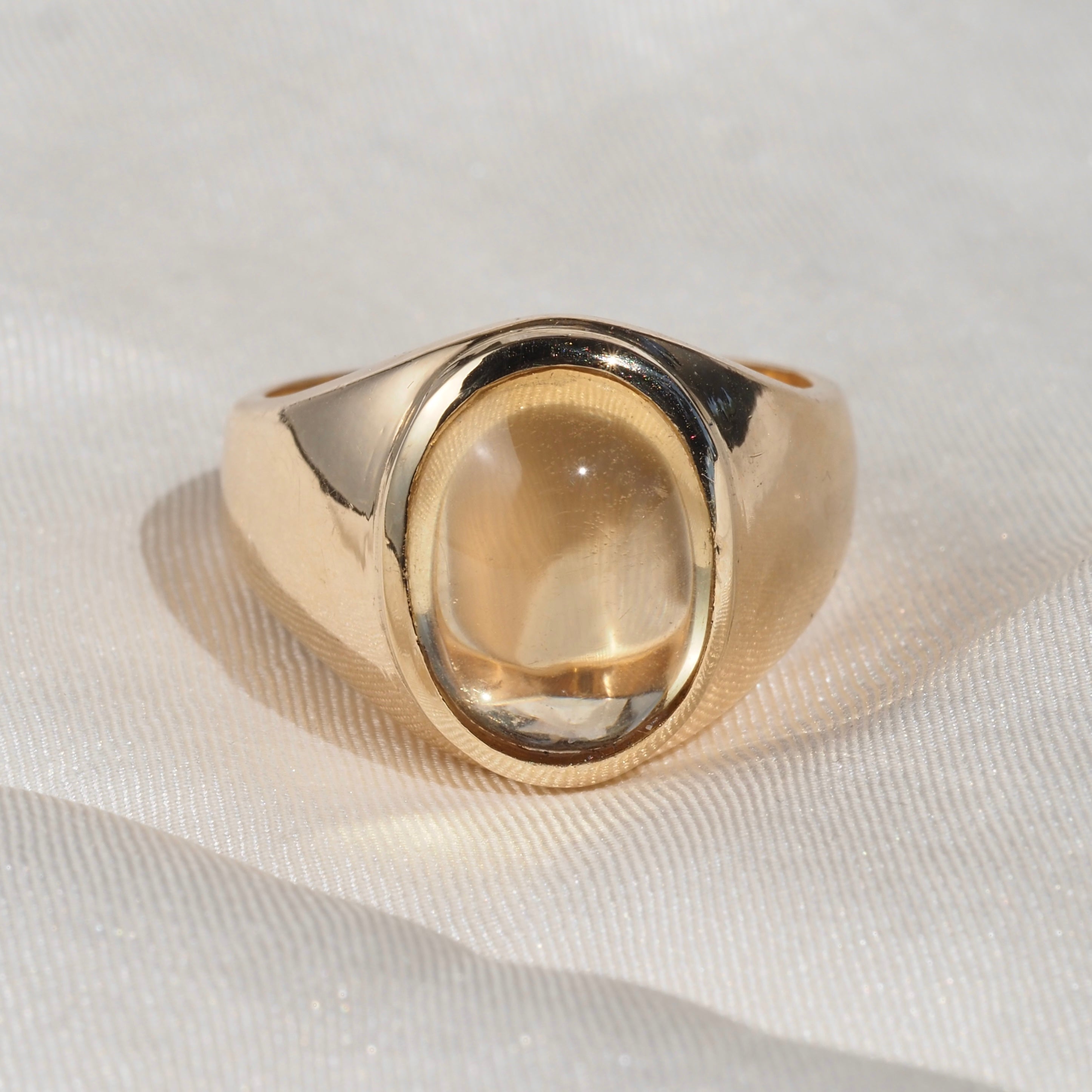 Vintage Honey Citrine Cabochon 14K Gold Dome Ring