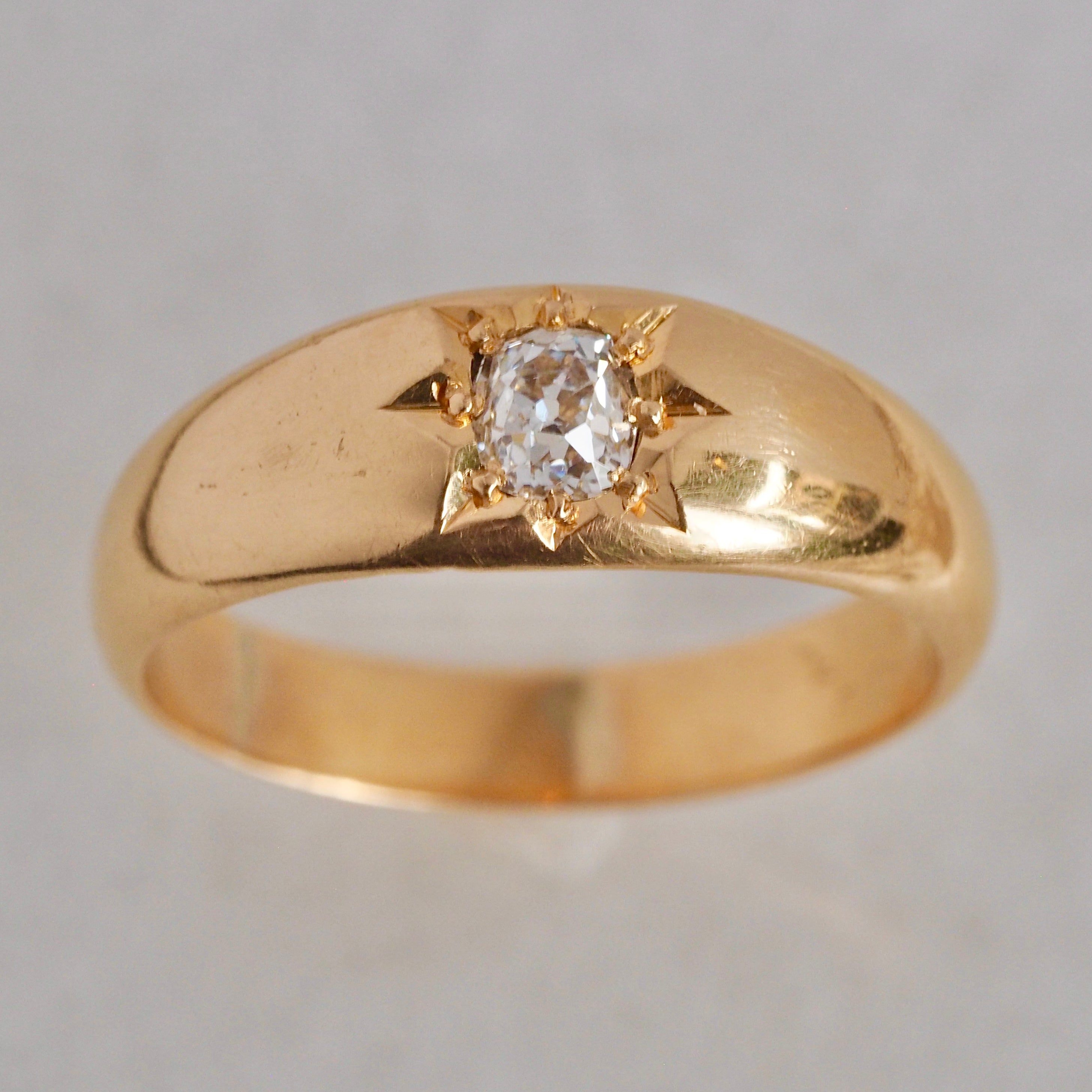 Antique English 18k Gold Old Mine Cut Diamond Ring