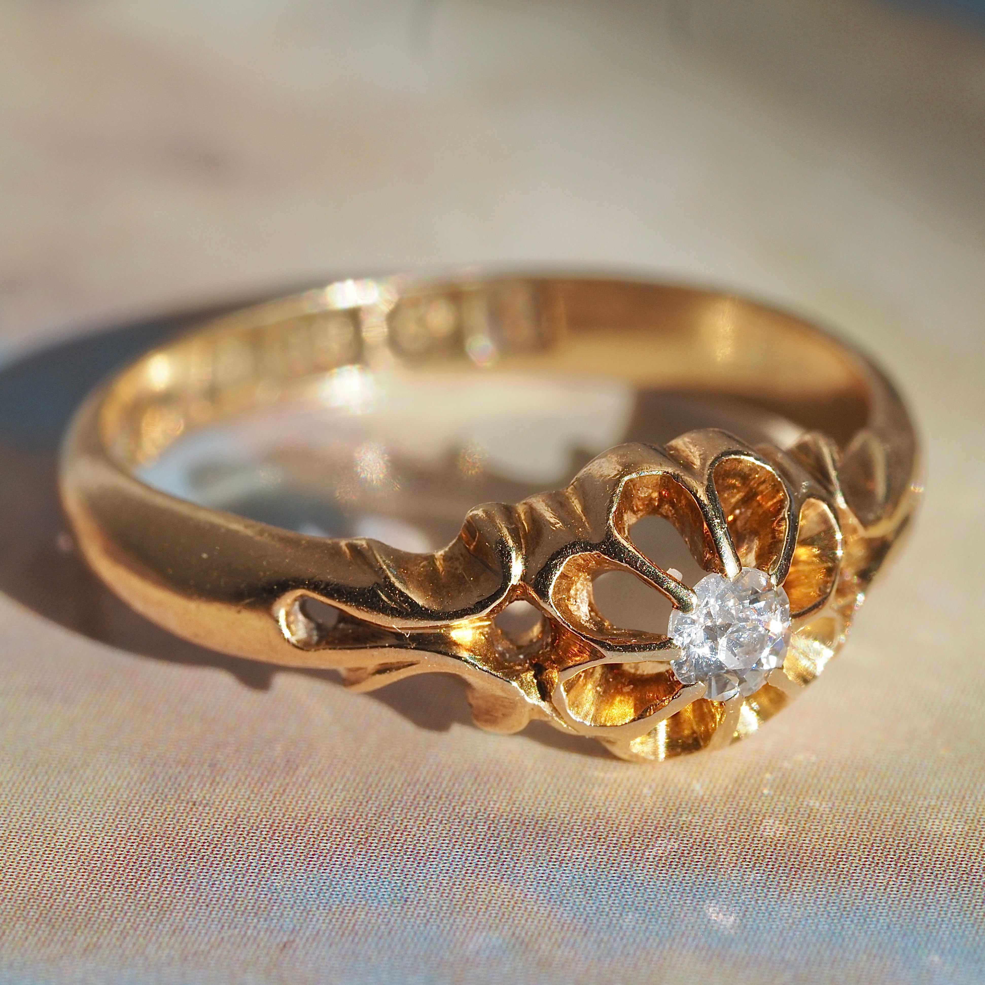 Antique English c. 1918 Old Mine Cut Diamond Belcher Set 18k Gold Engagement Ring