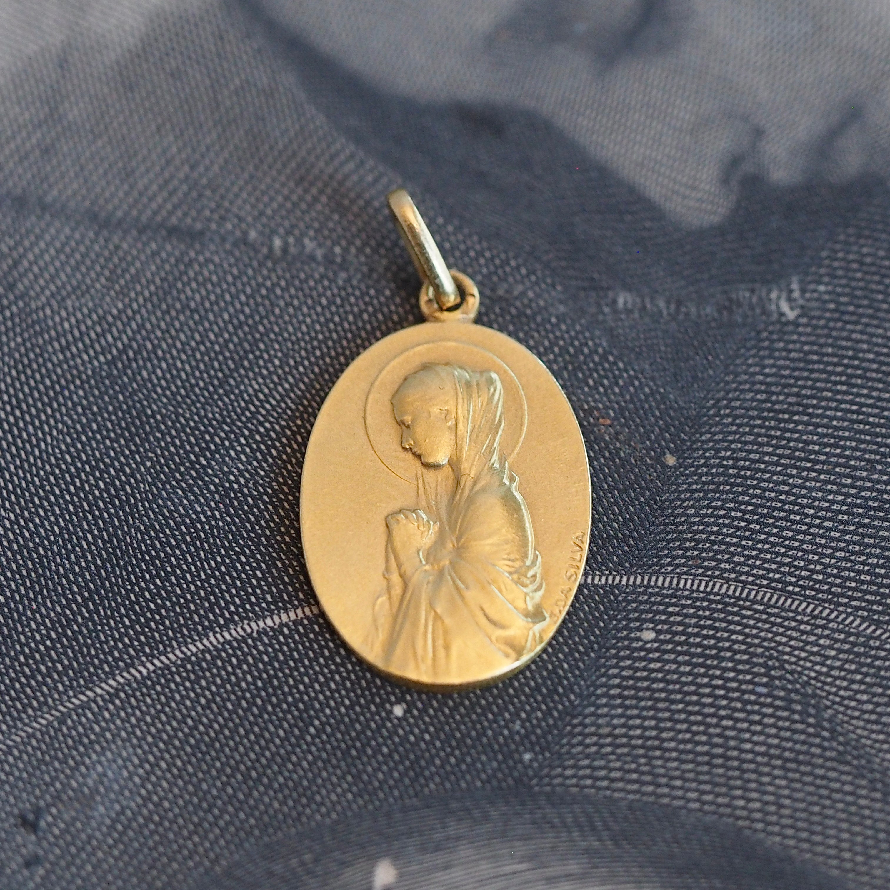 Vintage Portuguese 19k Gold Mary & Flowers Pendant
