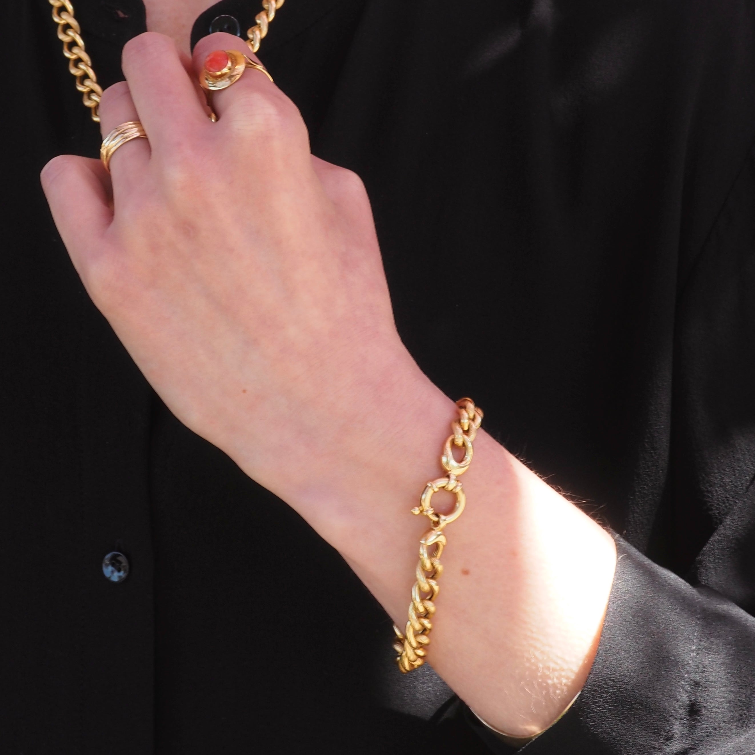 Vintage Italian 18k Gold Textured Curb Link Chain Bracelet