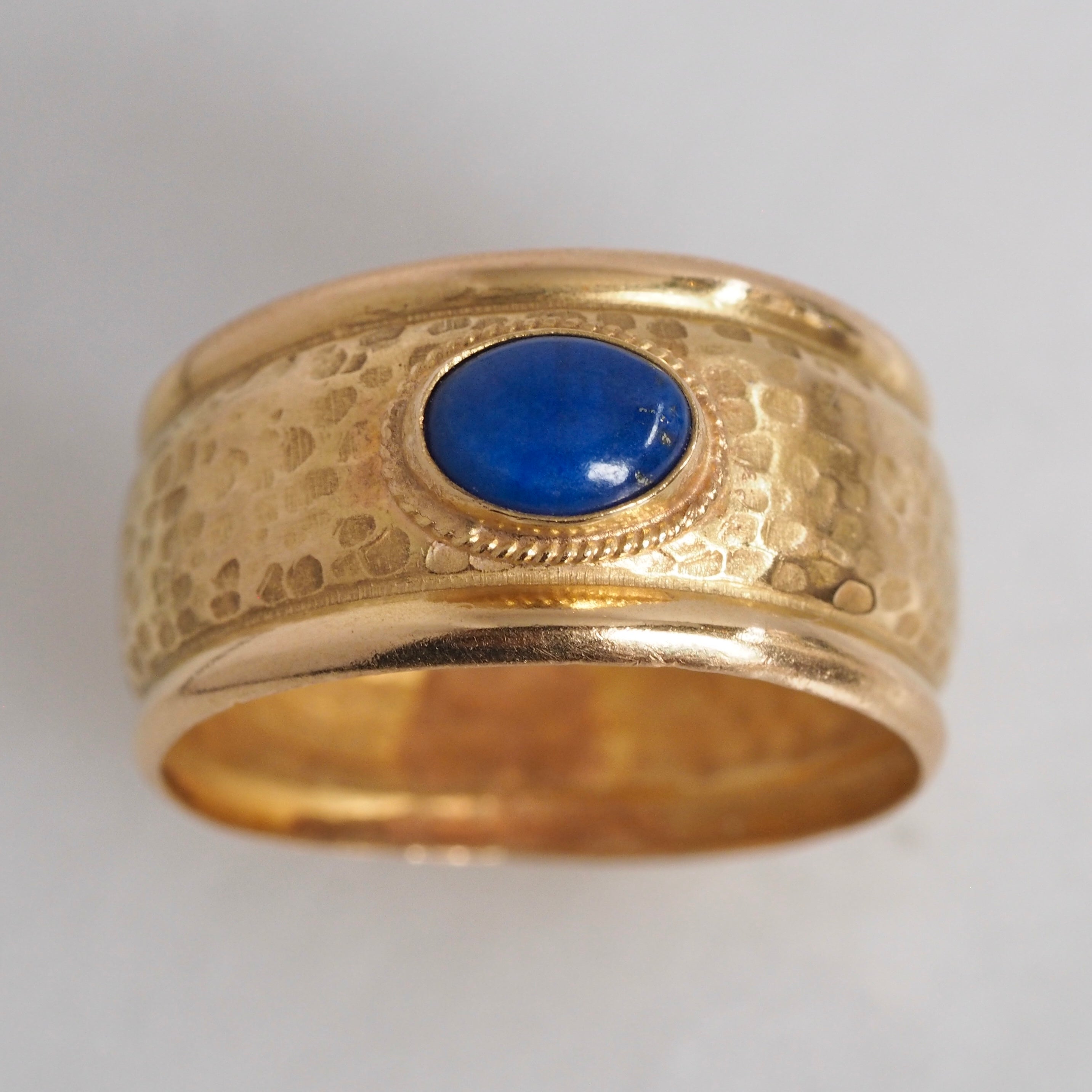 Vintage Portuguese 19k Gold Hammered Lapis Ring