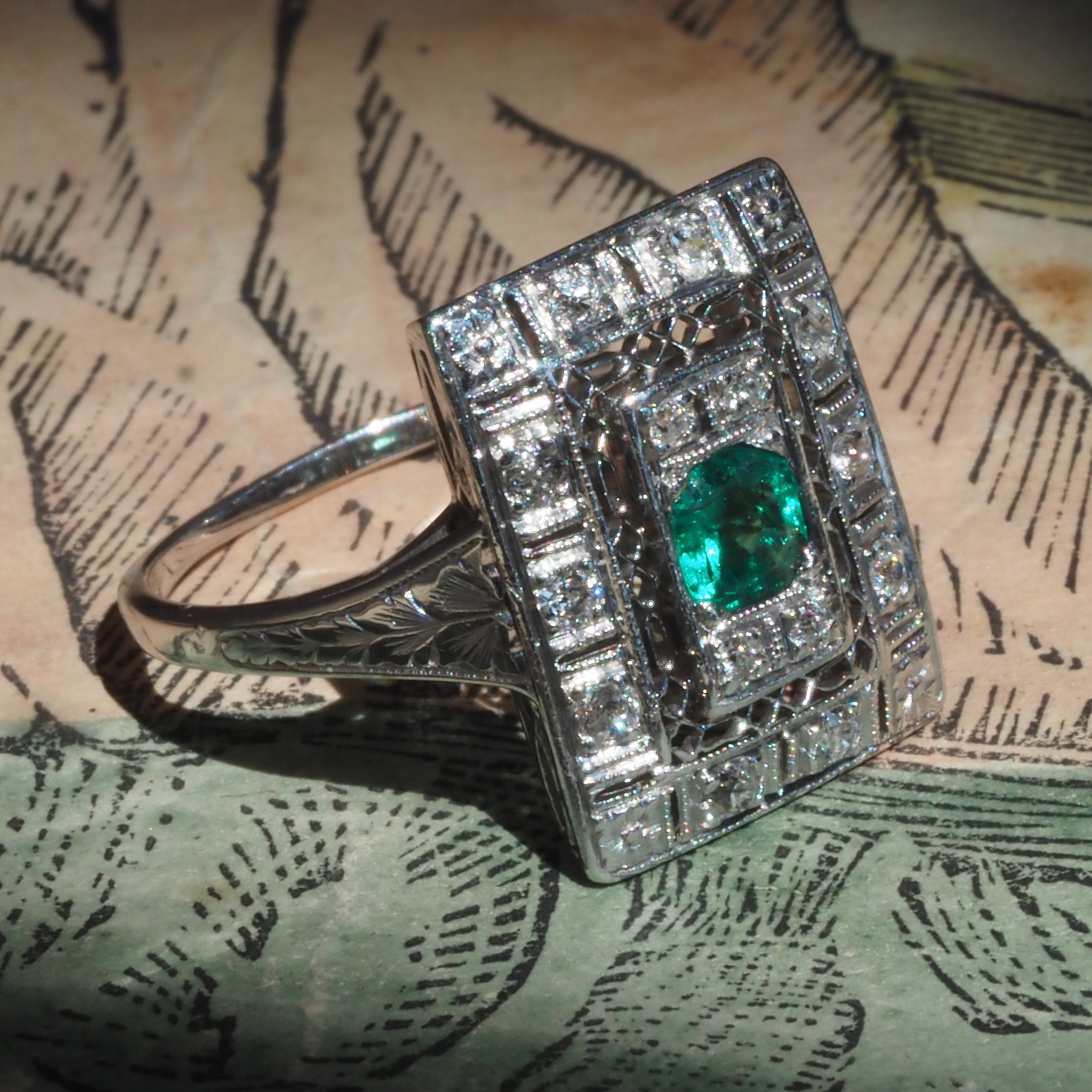 Antique Art Deco Emerald and Diamond 14K White Gold Ring